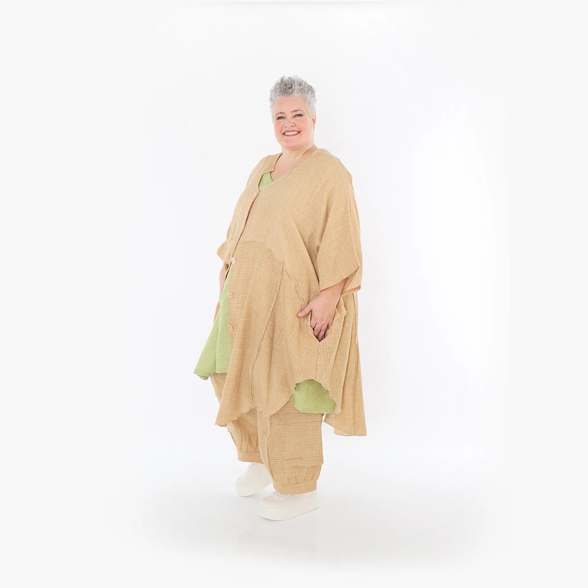  AKH Fashion Jacke in gerundeter Form, aus Baumwolle, 1501.07107, Cognac, Ausgefallen