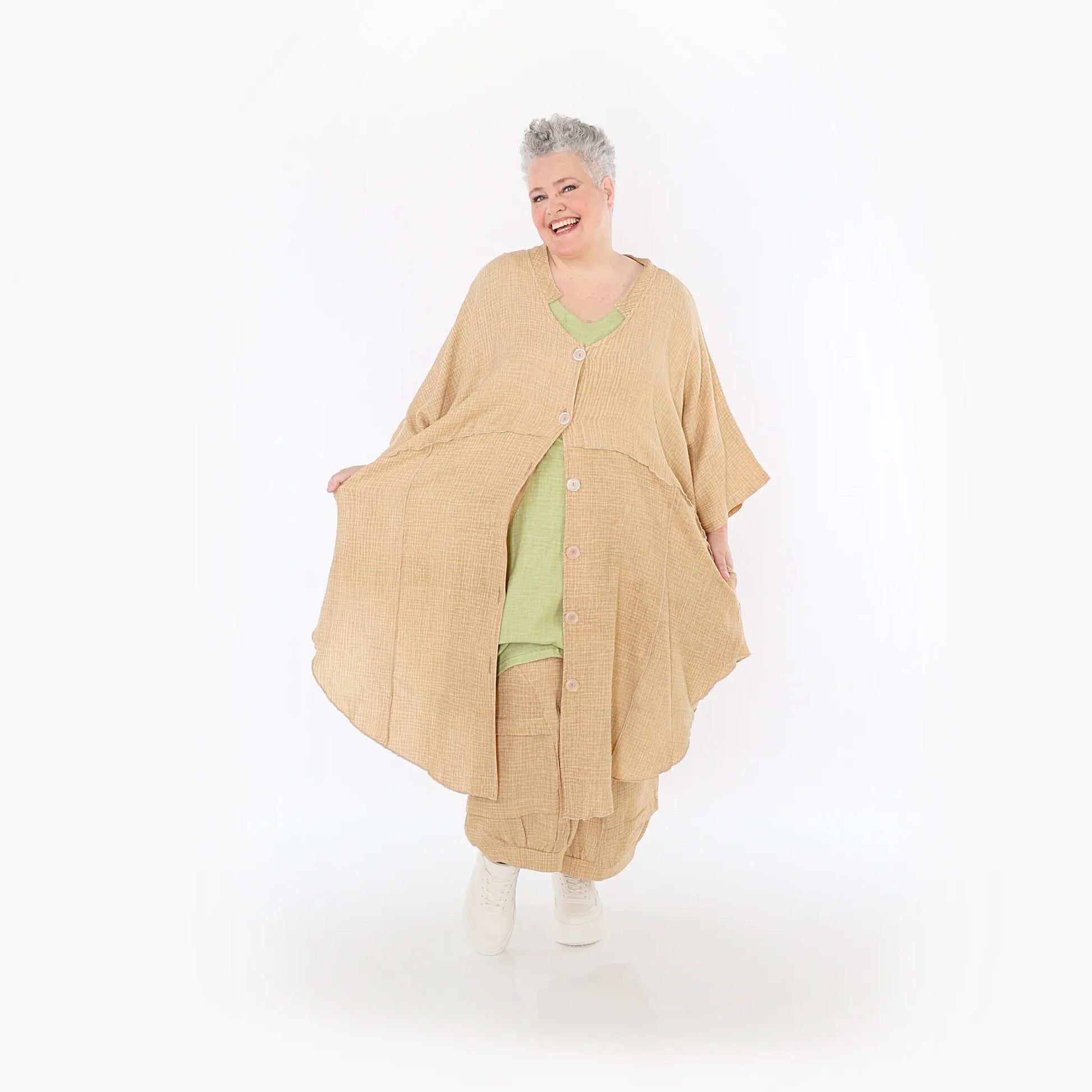  AKH Fashion Jacke in gerundeter Form, aus Baumwolle, 1501.07107, Cognac, Ausgefallen