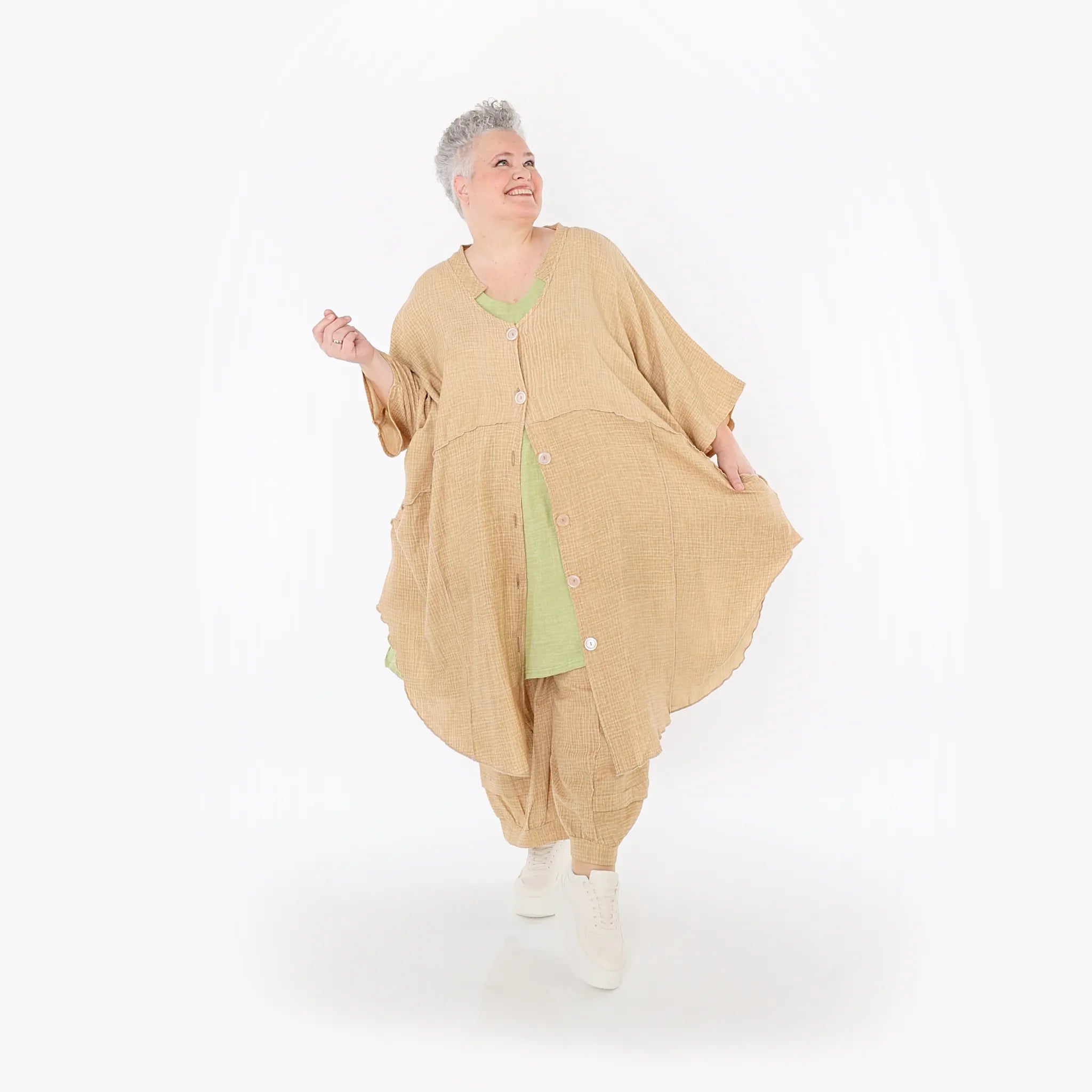  AKH Fashion Jacke in gerundeter Form, aus Baumwolle, 1501.07107, Cognac, Ausgefallen
