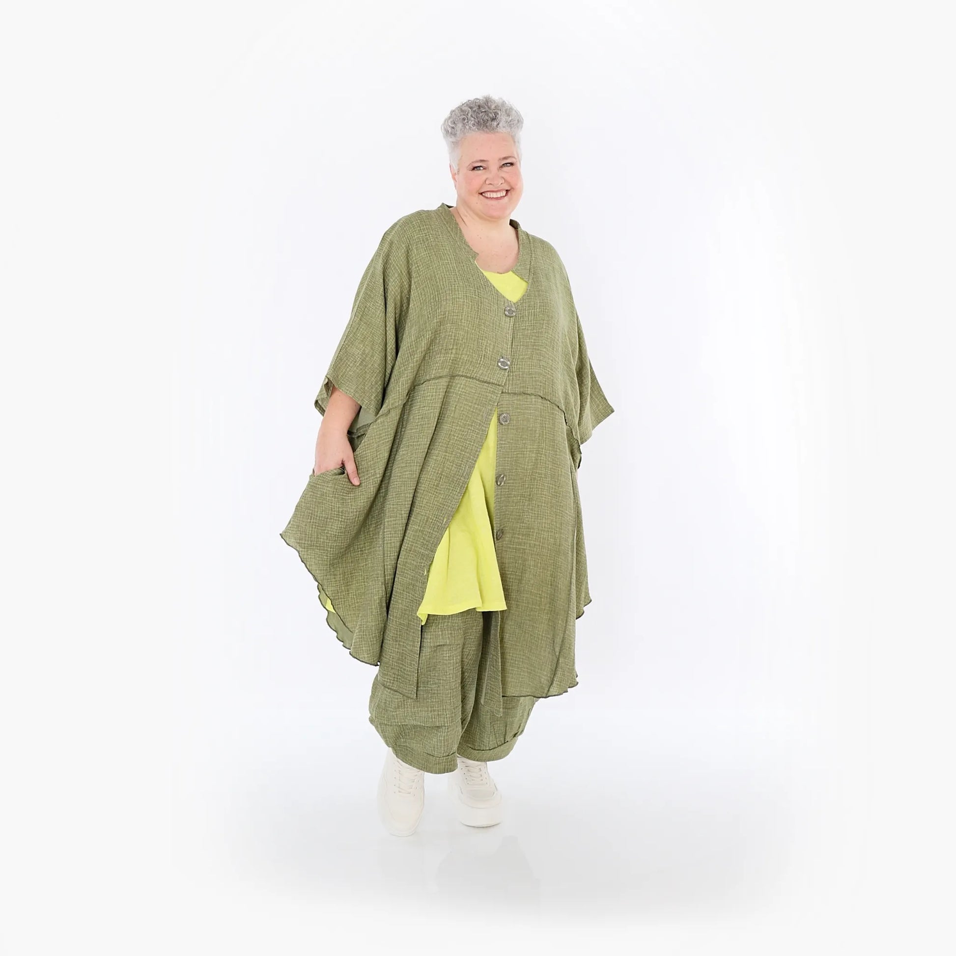  AKH Fashion Jacke in gerundeter Form, aus Baumwolle, 1501.07107, Khaki, Ausgefallen