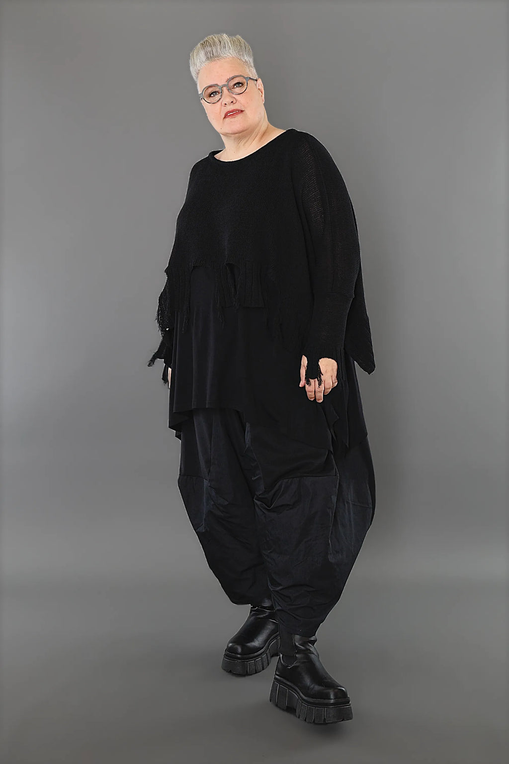  AKH Premium Überwurf in kastiger Form, aus Baumwolle, P1002.2528, Schwarz, Ausgefallen