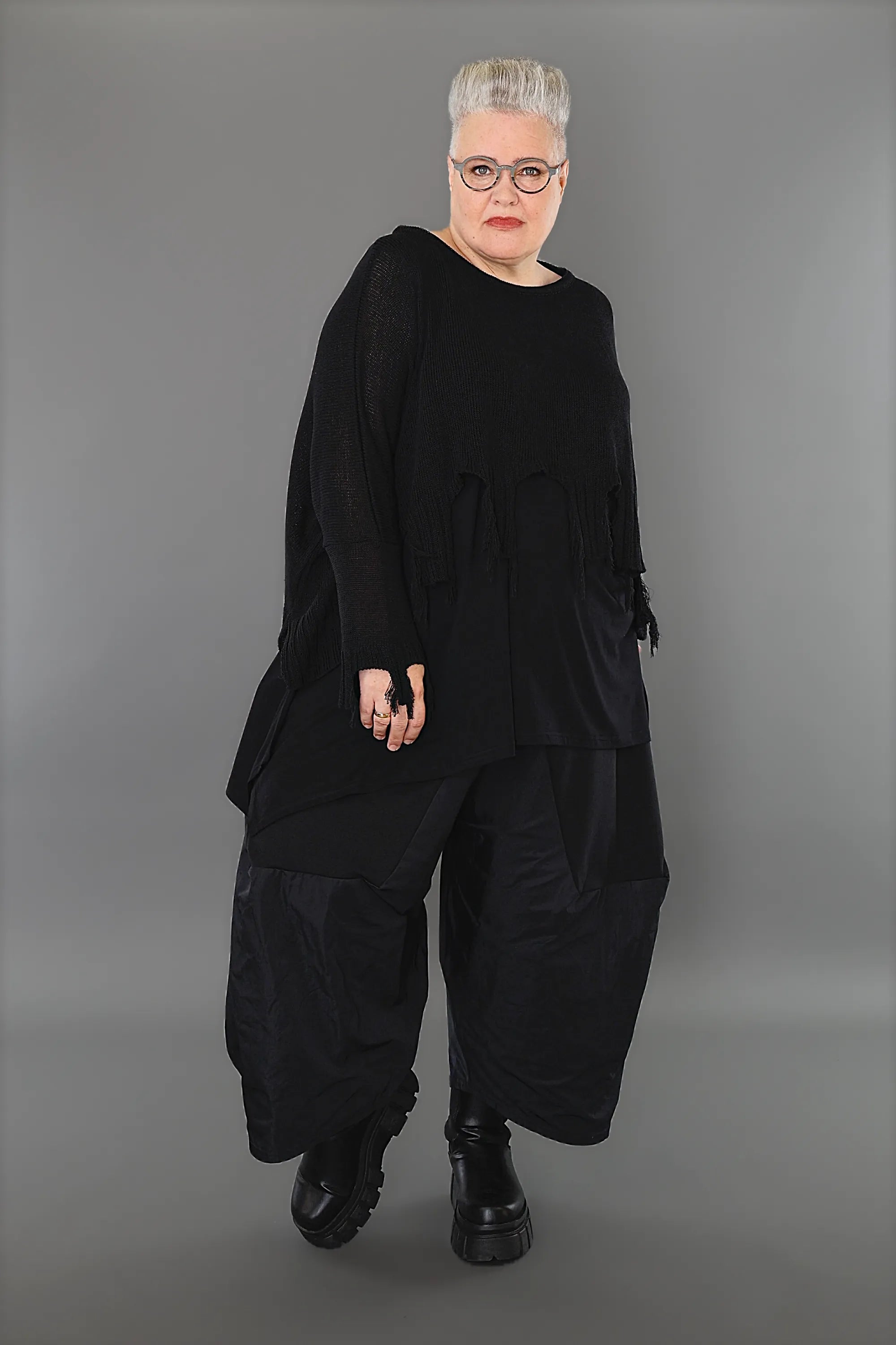  AKH Premium Überwurf in kastiger Form, aus Baumwolle, P1002.2528, Schwarz, Ausgefallen