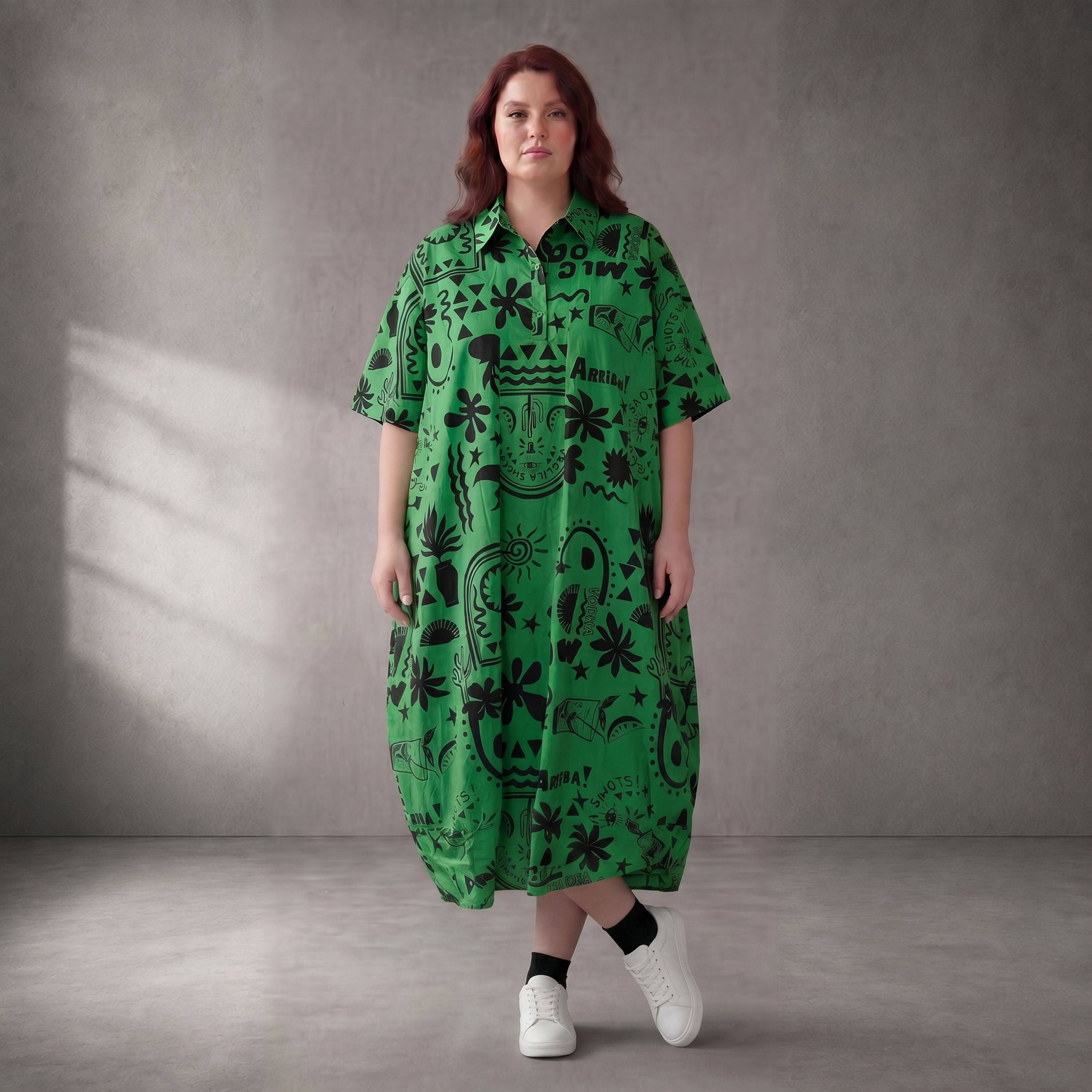 Ausgefallenes Oversize Ballonkleid in GrünSchwarz mit Print leger zeitlos luftig Baumwolle