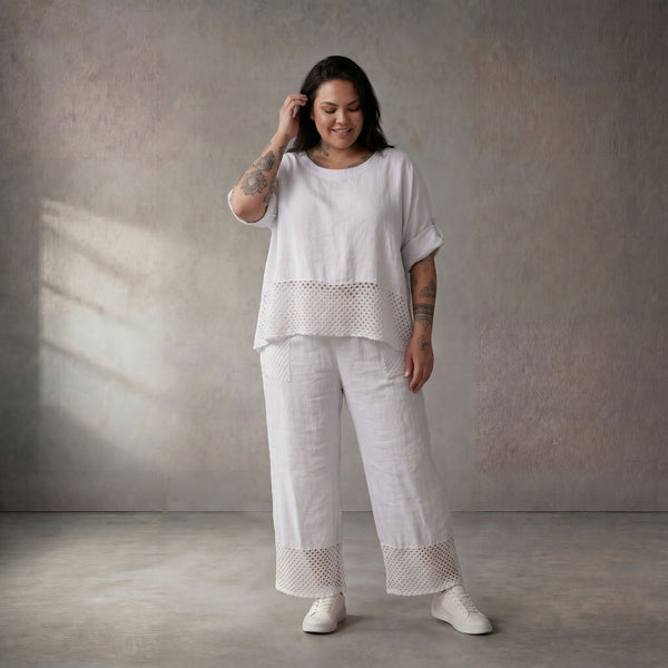 Zeitlose weiße Leinenhose im Lagenlook leger sehr Oversize mit Strickdetails aus Italien