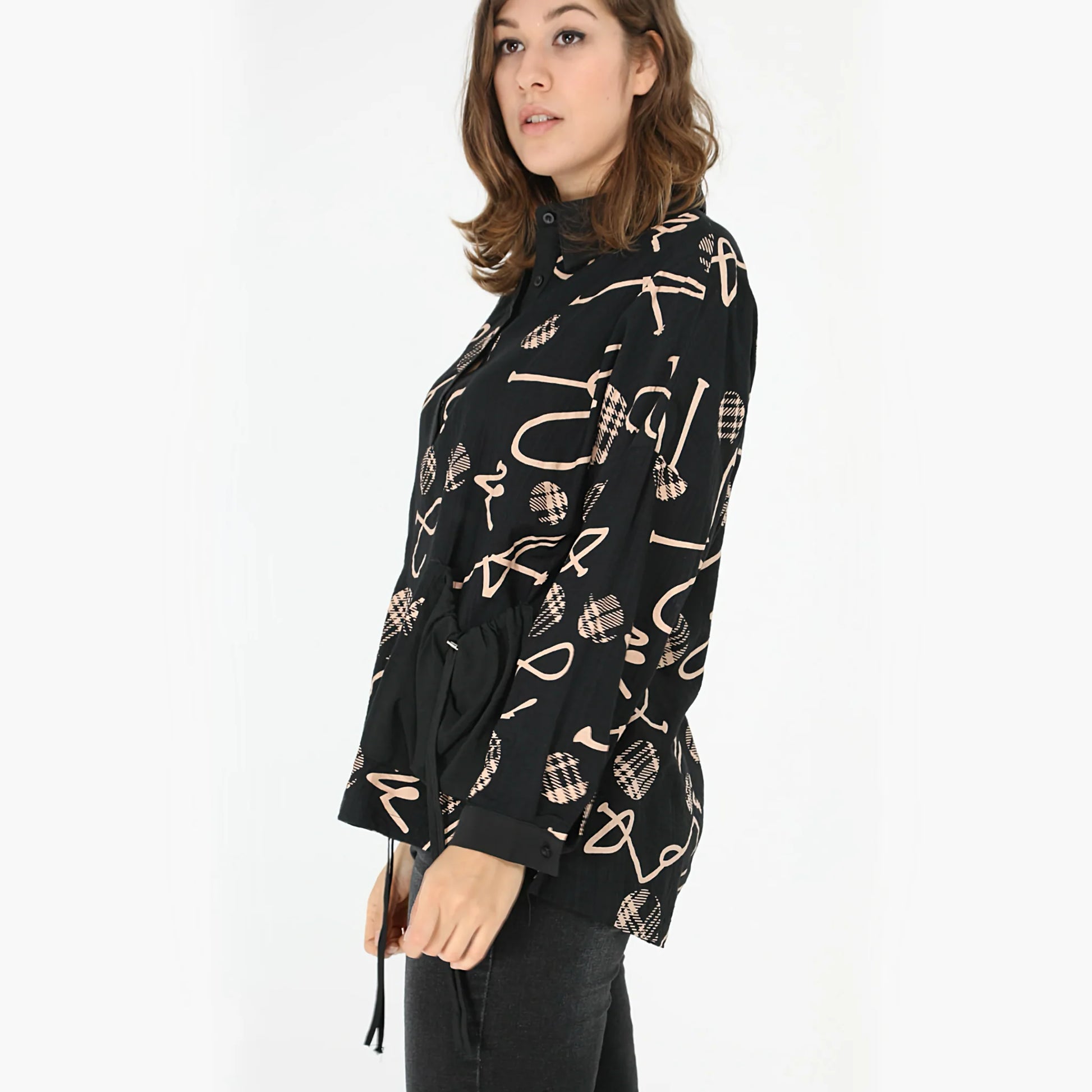  Modisches Shirt in Schwarz-Beige aus leichtem Baumwoll-Popelin für Herbst und Winter in Plus Size