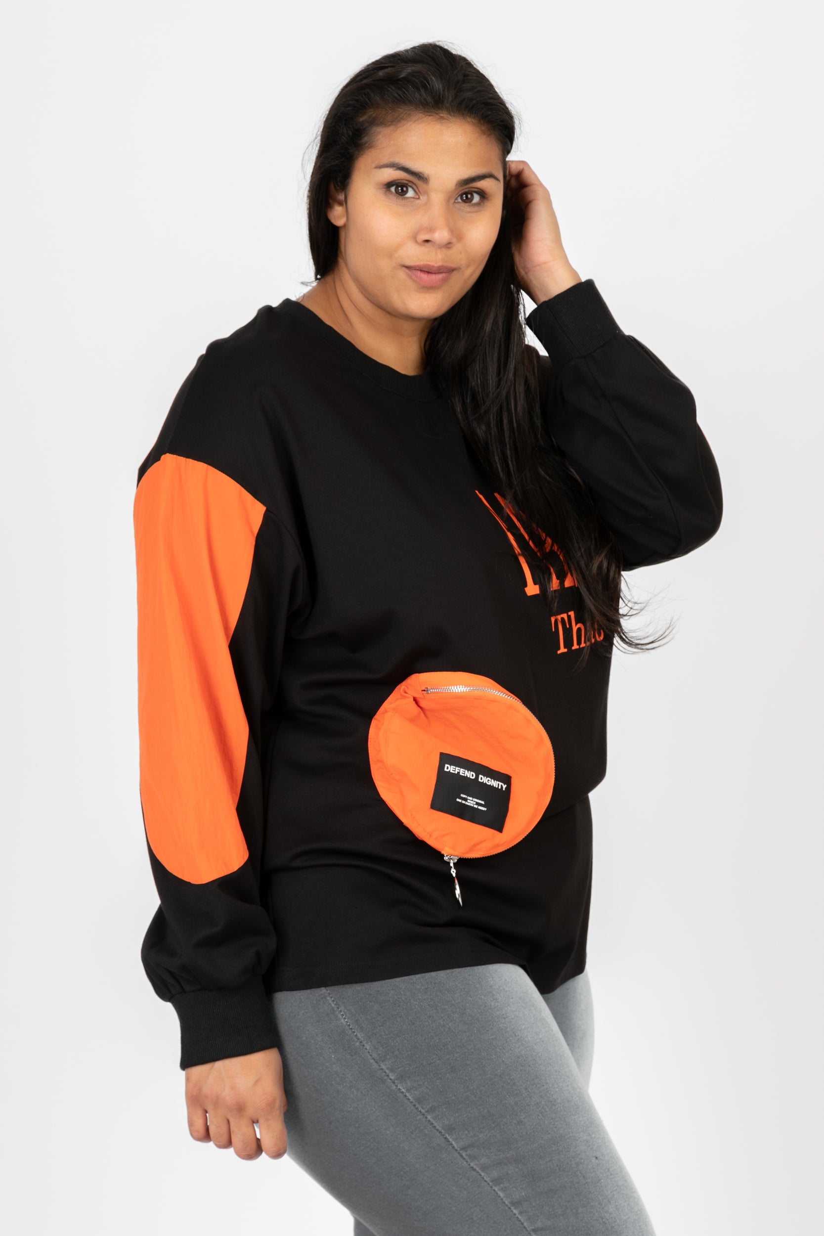  Pomme Rouge Shirt in gerader Form, aus Viskose, C6589, Orange-Schwarz, Buchstaben, Schick