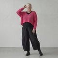 Luftig-leichter Überwurf im Lagenlook aus feiner Baumwolle mit kastigem Schnitt und Lochstruktur, Fuchsia
