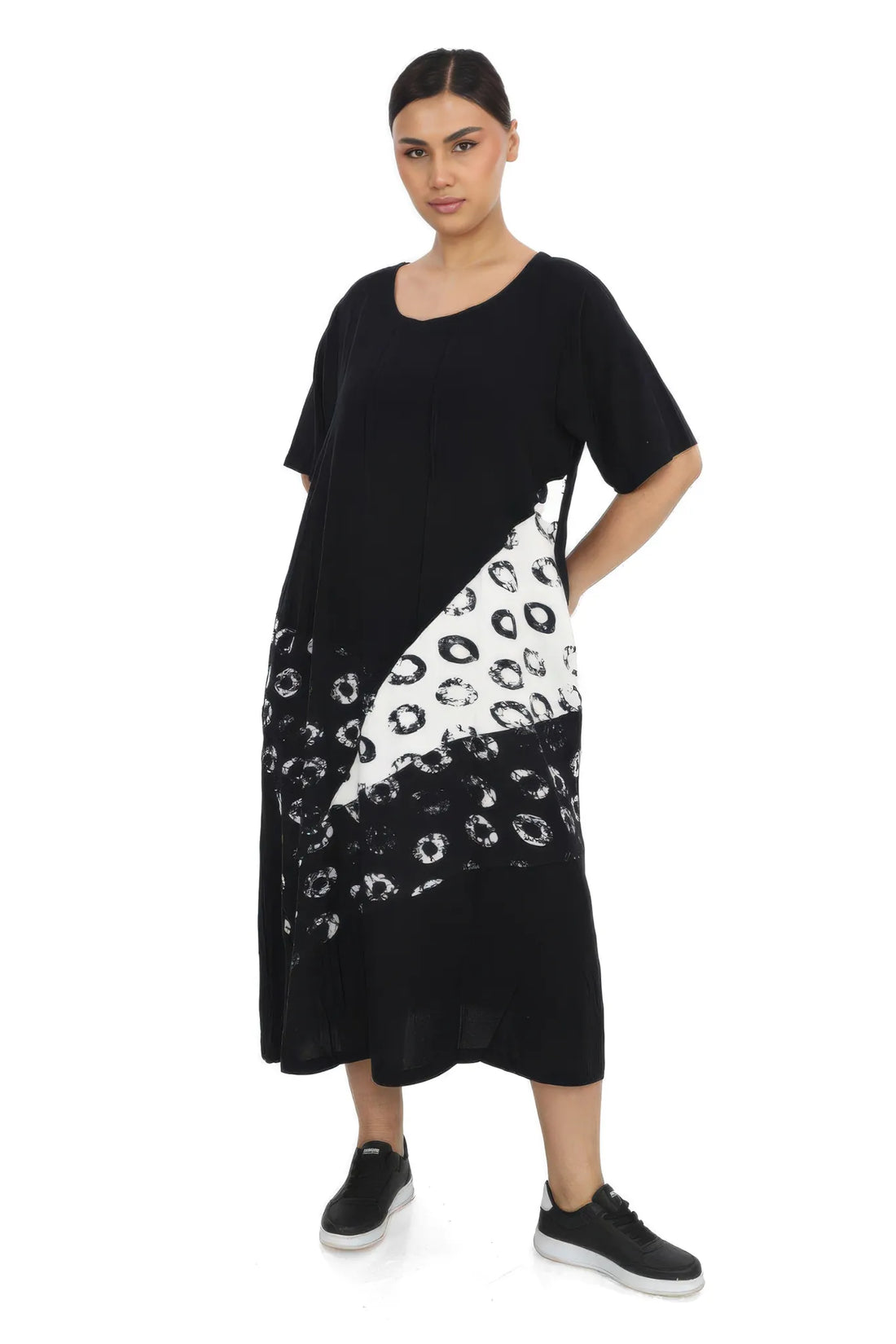  Divas Planet Kleid in gerader Form, aus Viskose, DP20096, Schwarz, Kringel, Ausgefallen