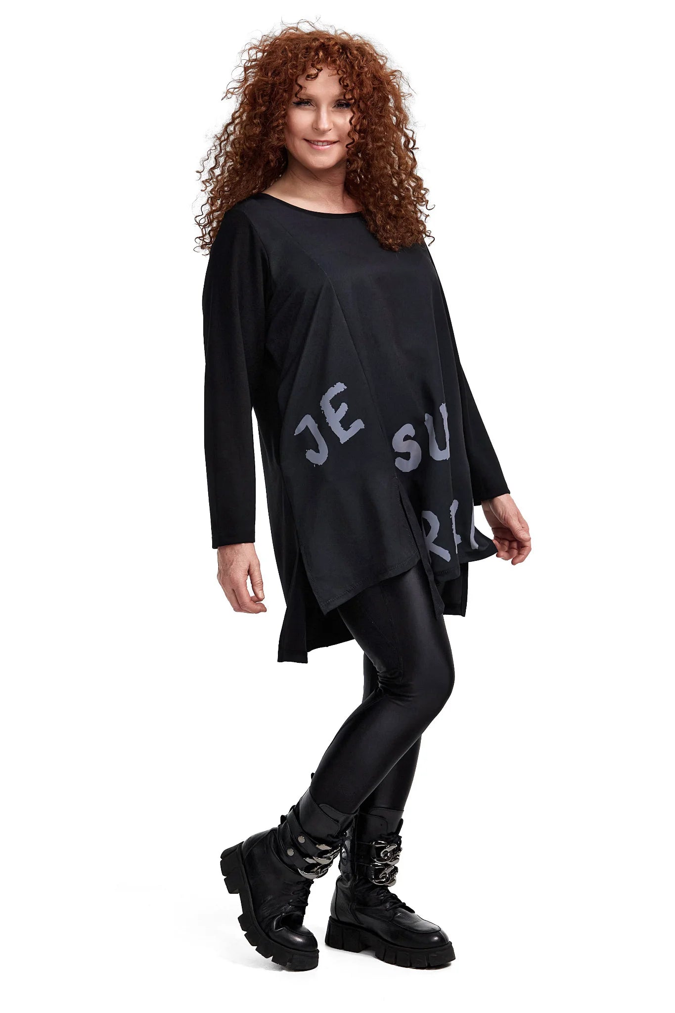  A-Form Shirt mit Typo-Print und Taschen für Plus Size Curvy Mode in hochwertiger Viskose