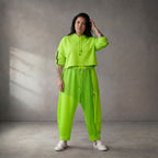 Damen Hose Lagenlook Neongrün, femininer Schnitt, Oversize große Größen – Funky Diva