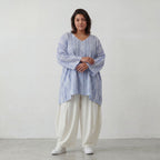 Luftiges Oversize Shirt in Jeansblau/Weiß im Lagenlook leger zeitlos ausgefallen soft