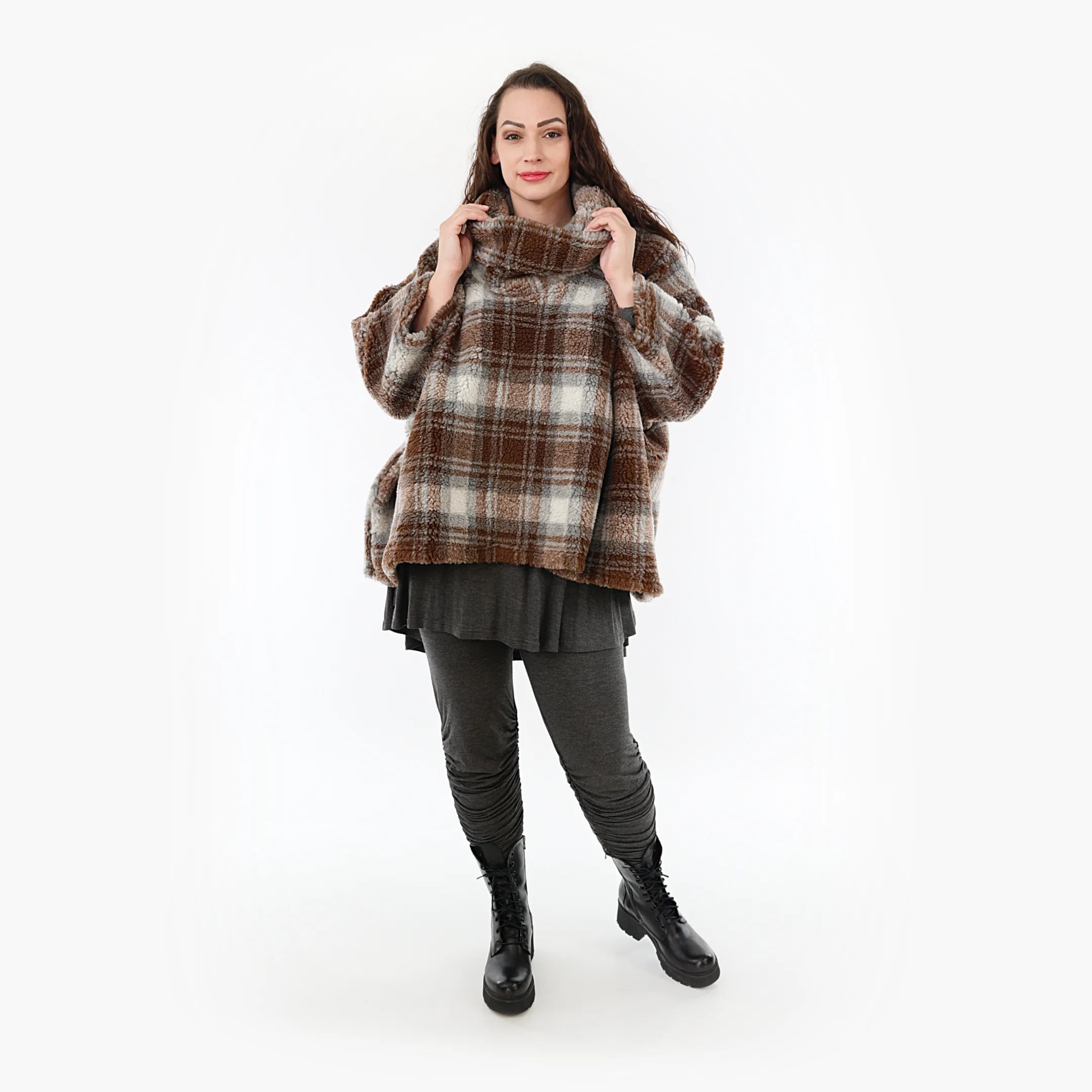  AKH Fashion Bigshirt in kastiger Form, aus Materialmix, 1358.03019, Braun-Weiß, Schick