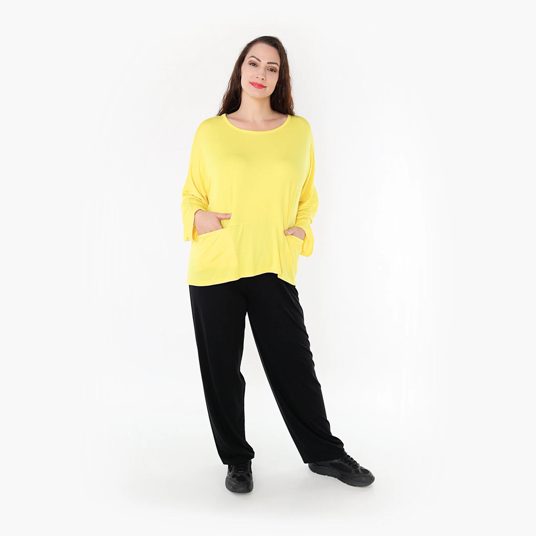  Kastiges Shirt im Lagenlook aus glattem Viskose-Jersey, ideal für Plus Size und jeden Anlass