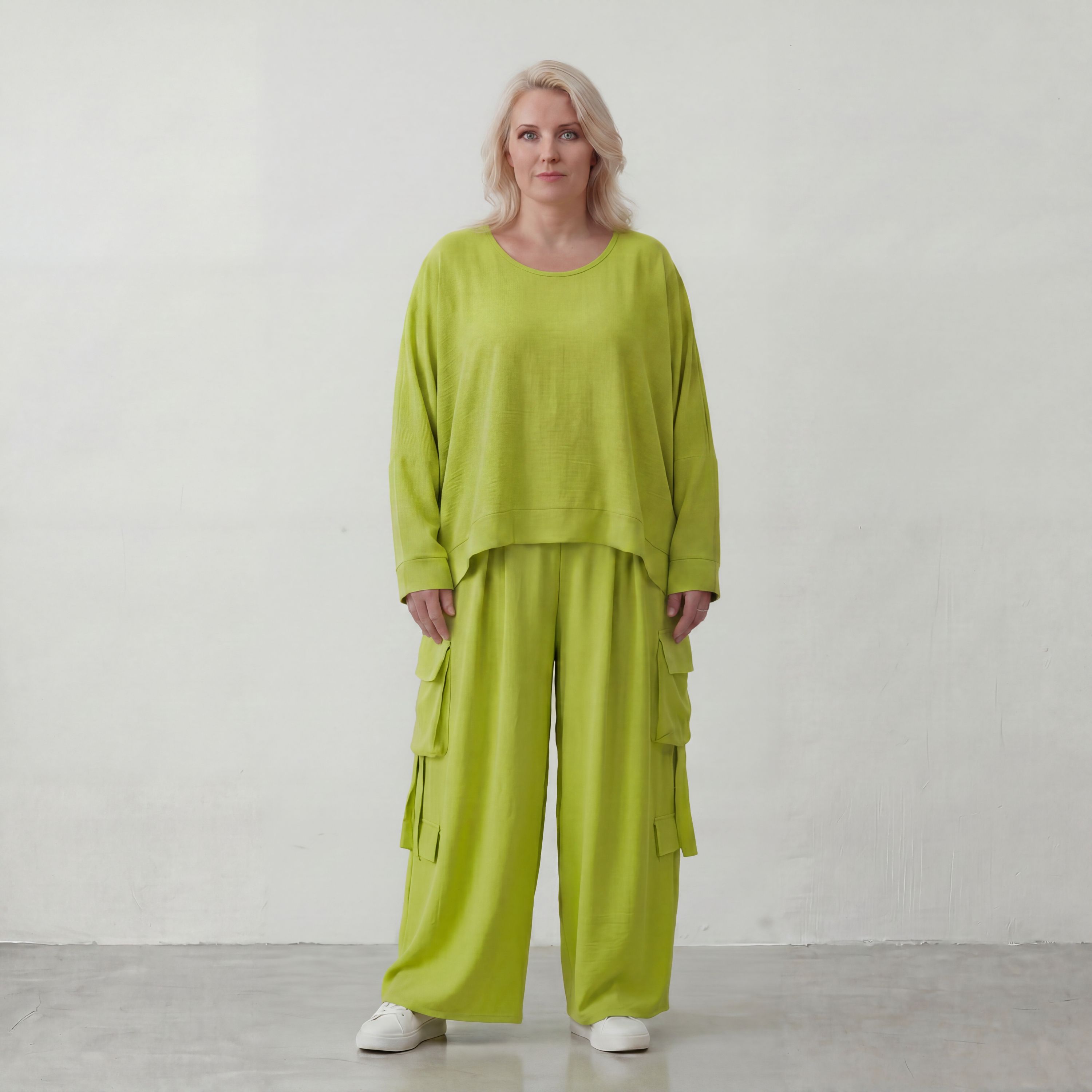 Apfelgrün Leinenlook Überwurf im Oversize Lagenlook sehr leger zeitlos ausgefallen luftig