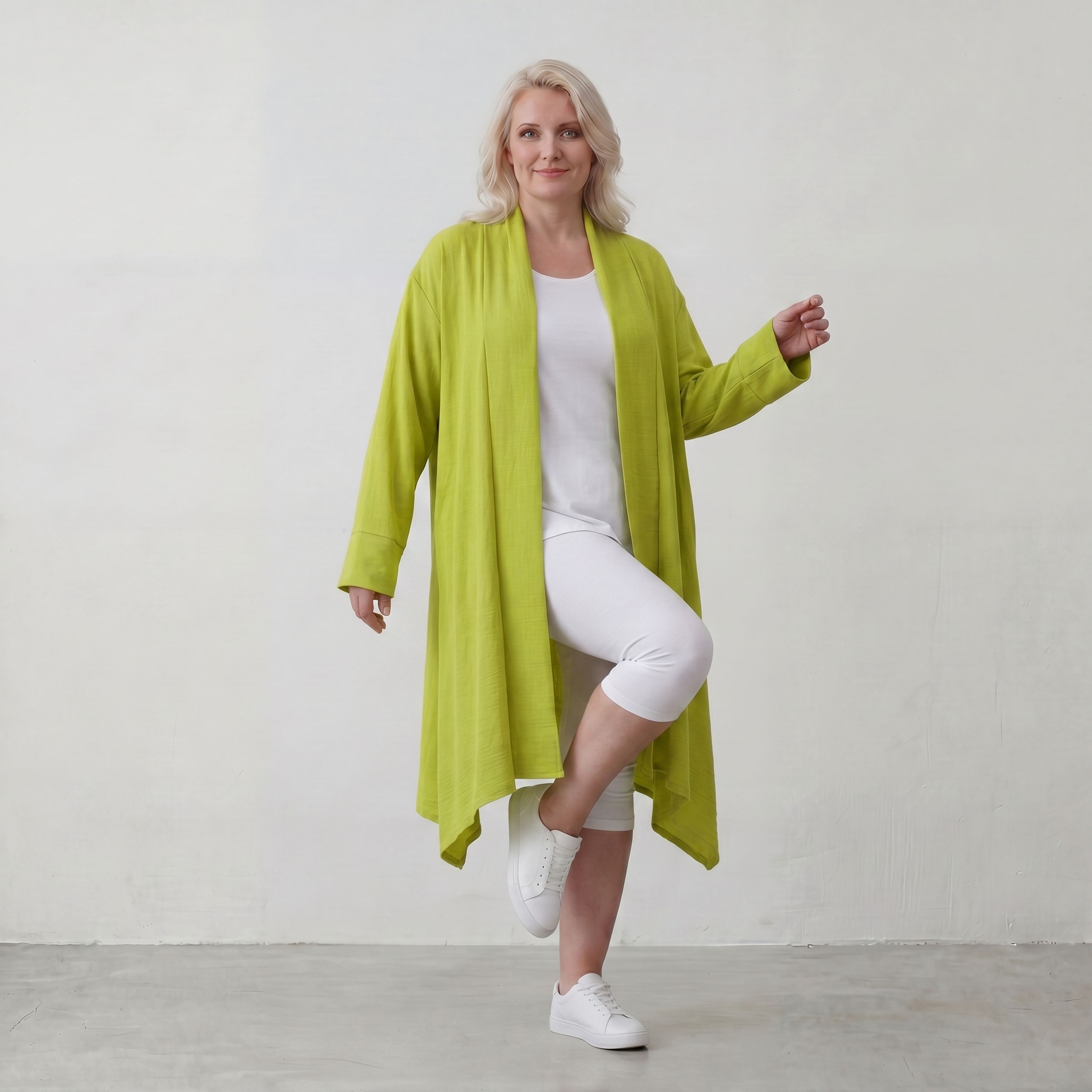 Apfelgrün fliessender Longcardigan im Lagenlook Oversize leger zeitlos luftig Leinenoptik