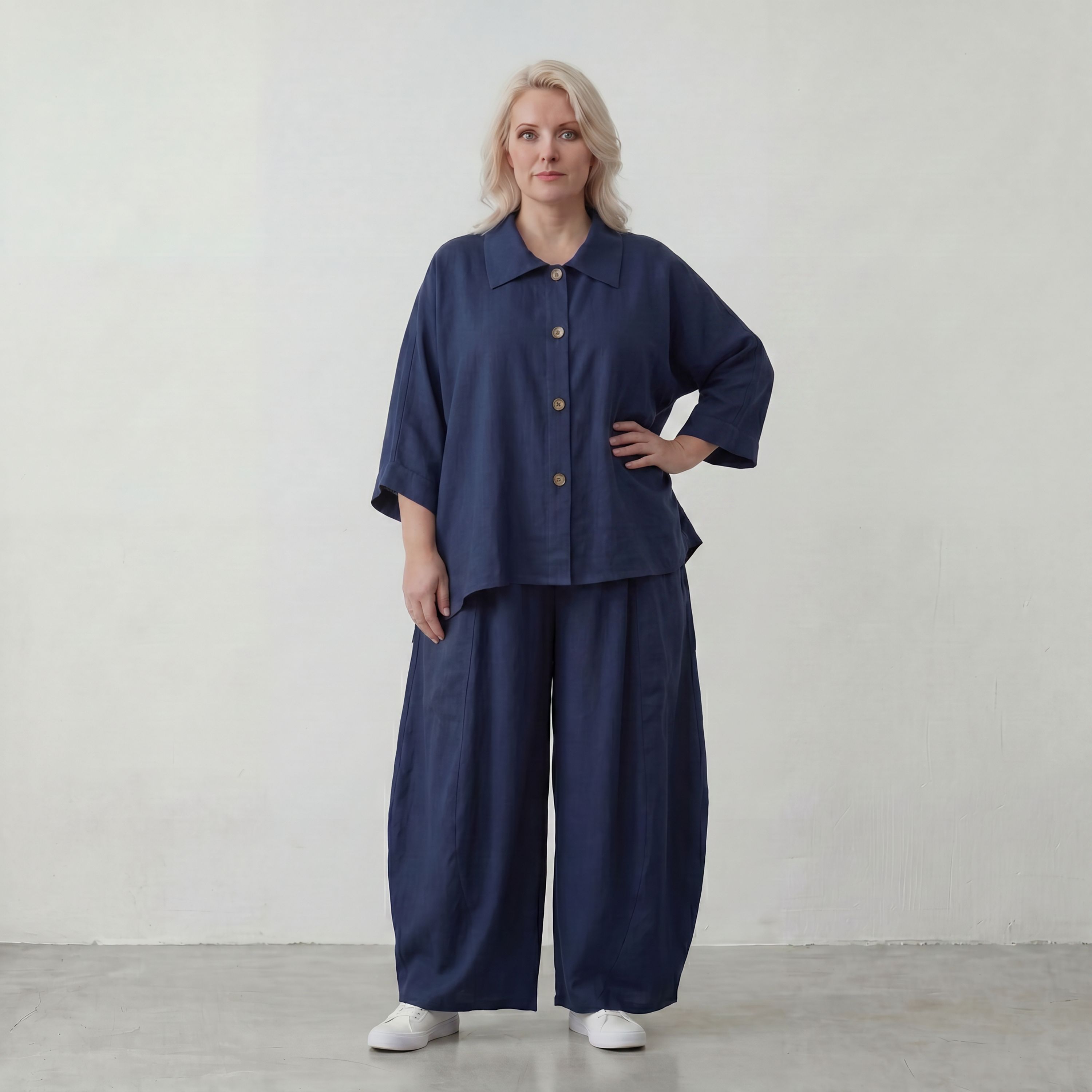 Marine Ballonhose im Lagenlook mit weitem Bein luftig leger und zeitlos chic Oversize