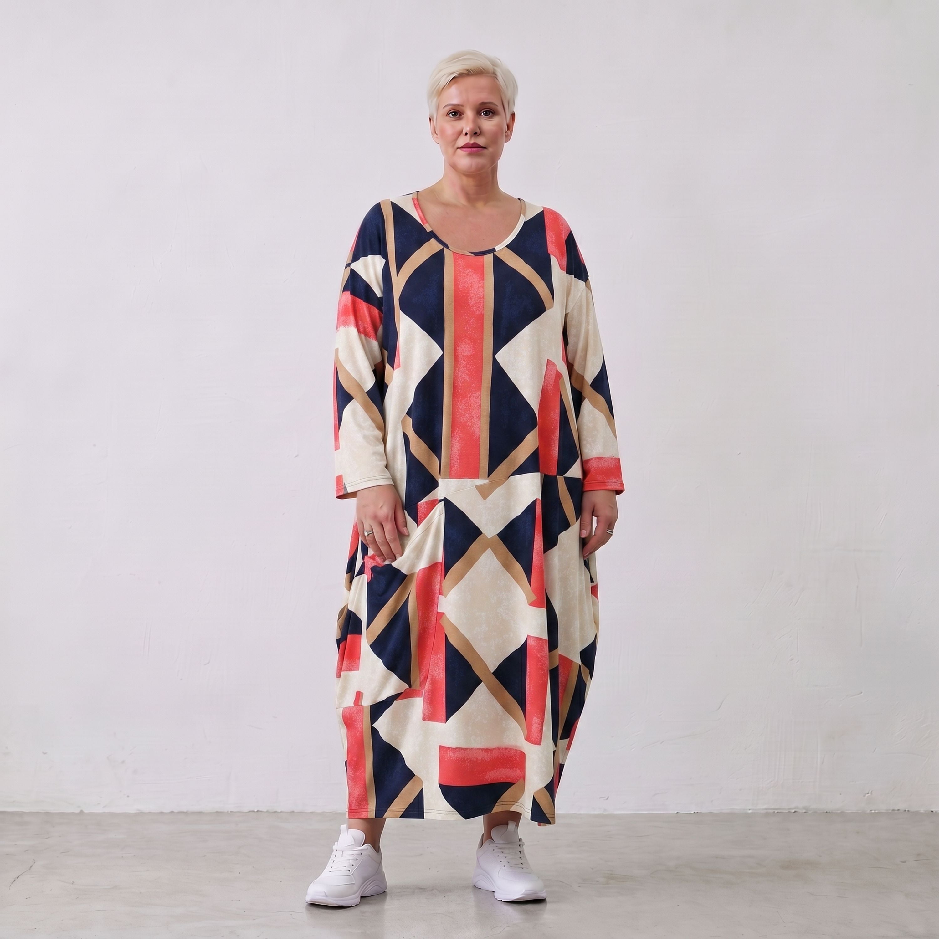 Ballonkleid aus Viskose Jersey in Marine und Rot mit 3/4-Arm Rundhals und Seitentaschen