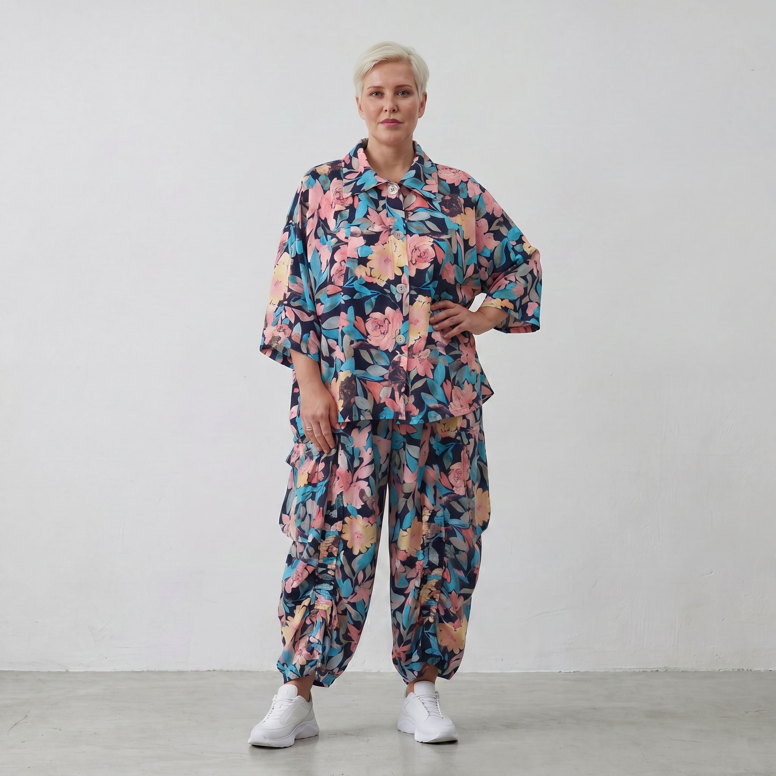 Luftige Ballonhose in Leinenoptik mit elastischem Bund in Marineblau für sommerlichen Look