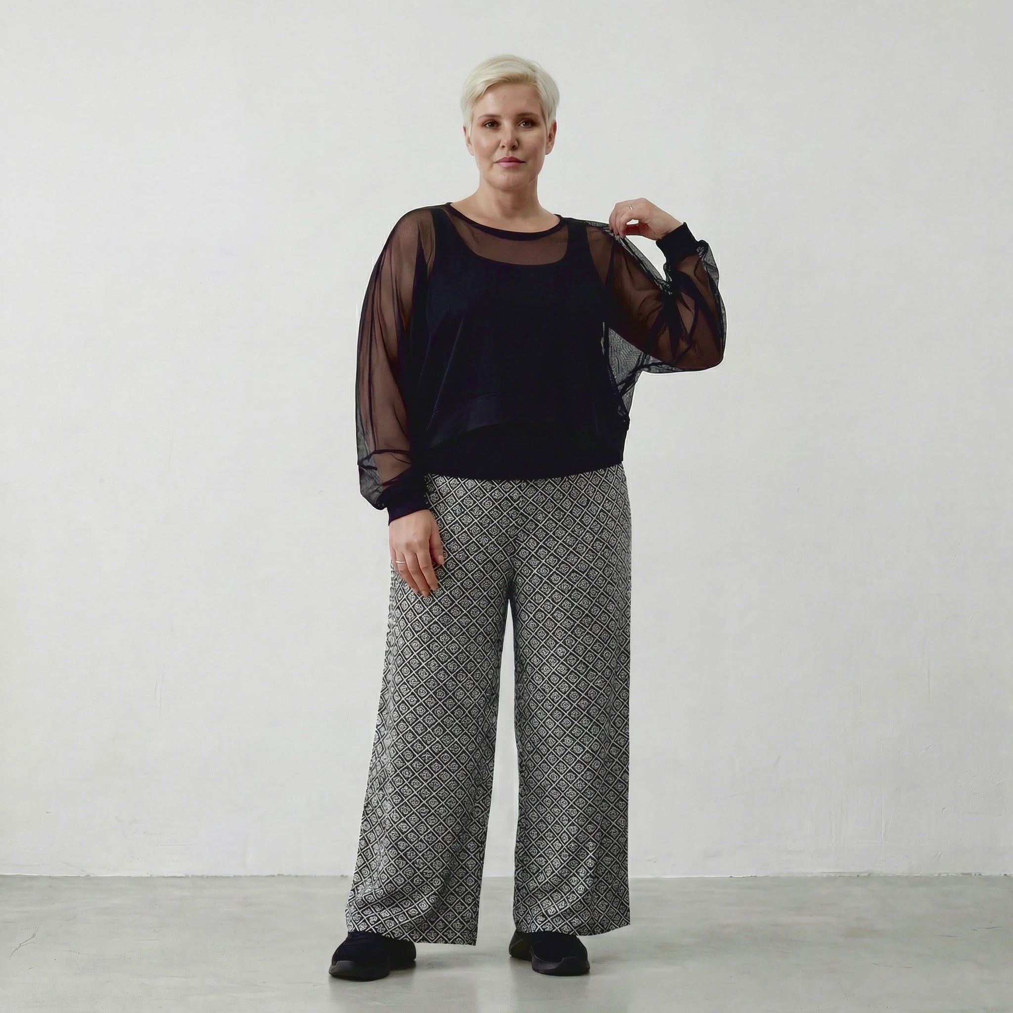 Ausgefallene Palazzo Hose im legeren Lagenlook aus weich fließendem stretch Material, Schwarz/Weiß