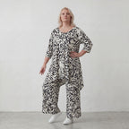 Zeitloses Viskoseshirt in Weiß/Schwarz leger Oversize A-Linie Lagenlook leicht fliessend