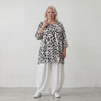 Fliessendes Viskose Shirt im Lagenlook Weiß/Schwarz mit legerem Oversize A-Linie zeitlos
