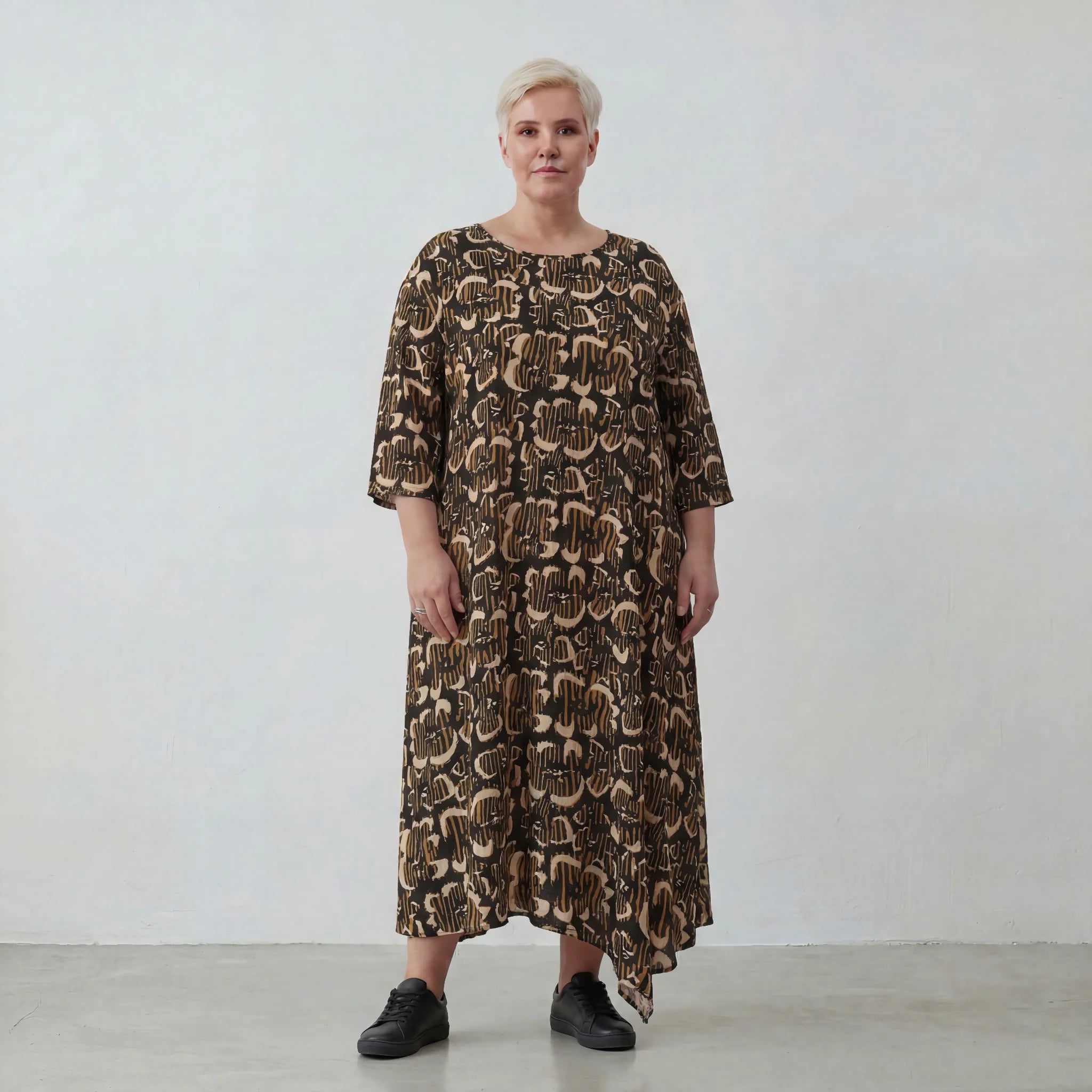 Luftiges Ballon Kleid im zeitlos ausgefallenen Lagenlook aus feiner Viskose Popeline, Schwarz/Sand/Beige