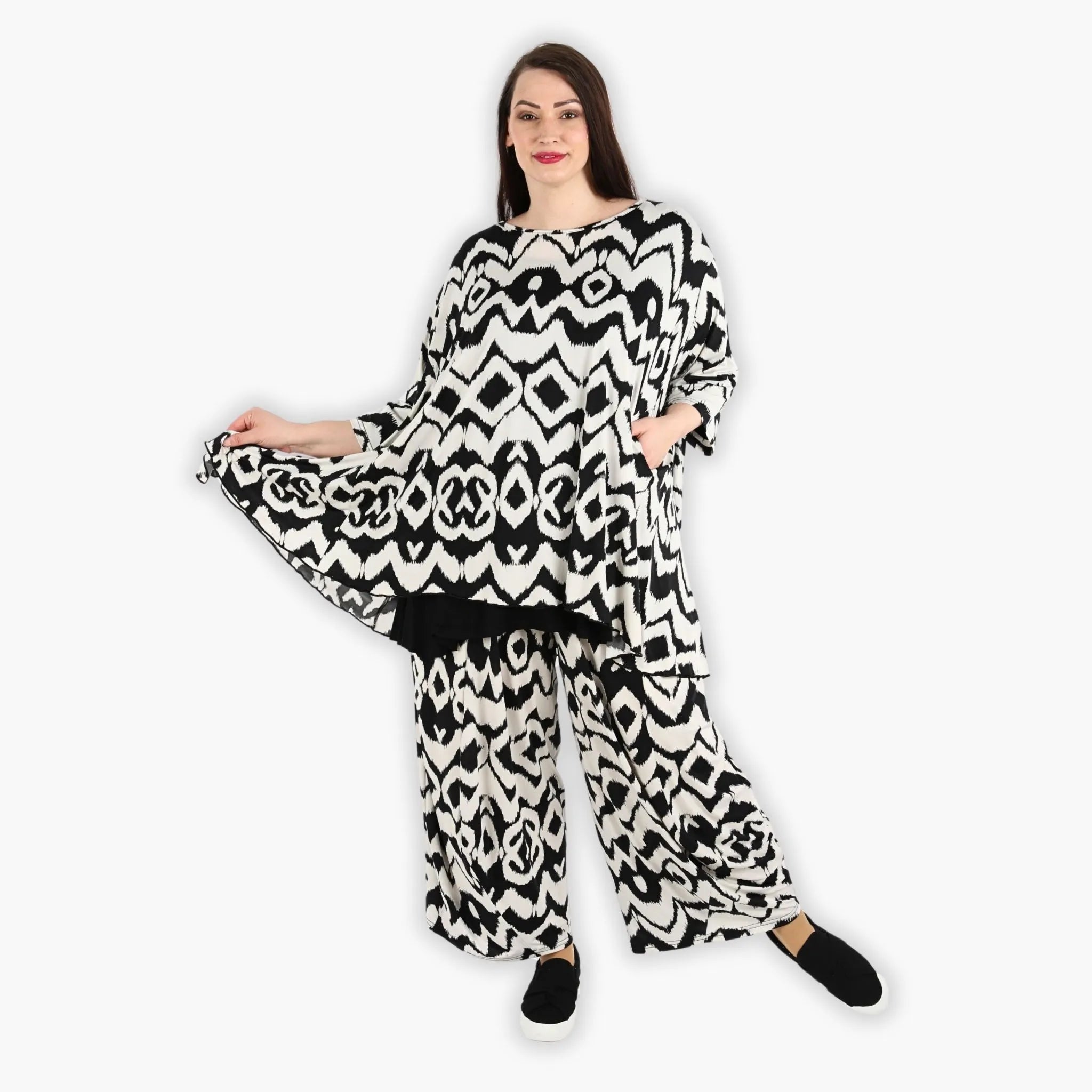  A-Form Bigshirt von AKH Fashion aus Viskose, 1294.00593, Ecru-Schwarz, Grafik, Schick