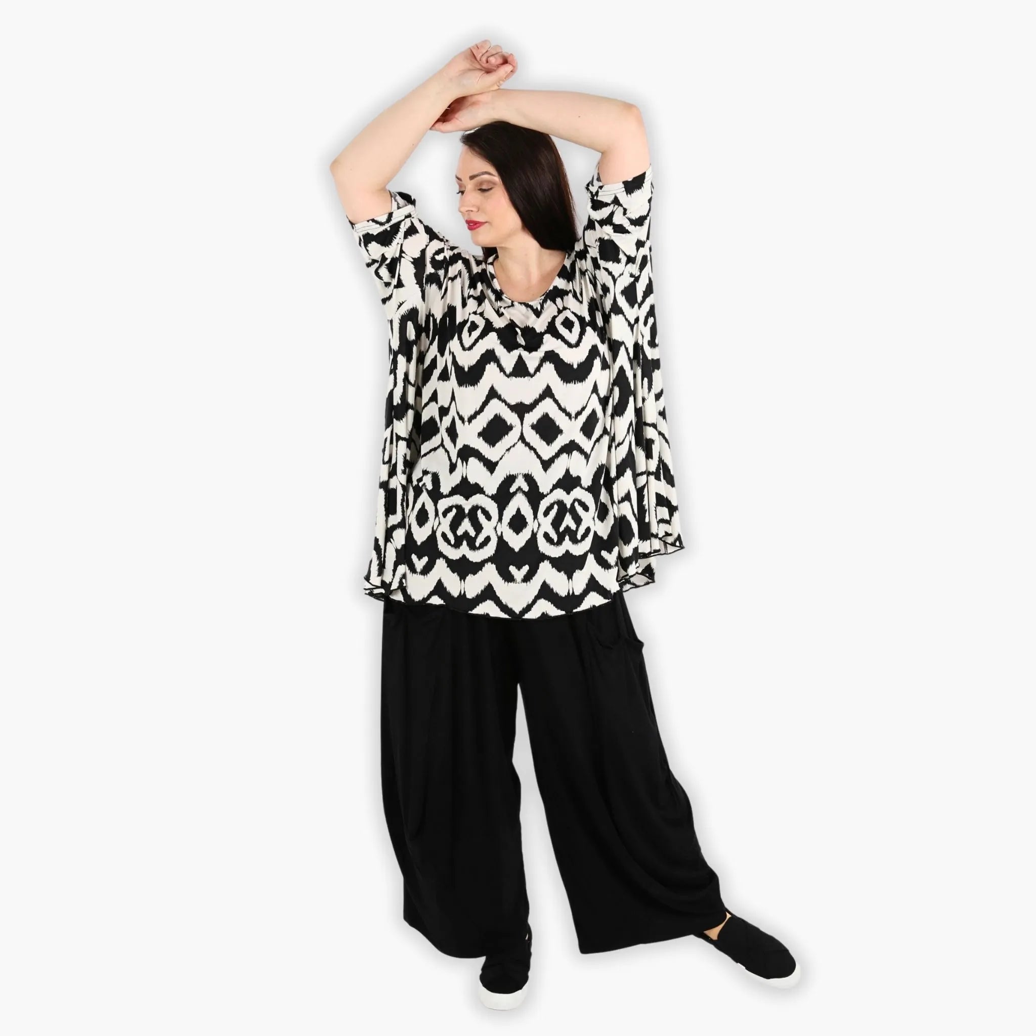  A-Form Bigshirt von AKH Fashion aus Viskose, 1294.00593, Ecru-Schwarz, Grafik, Schick