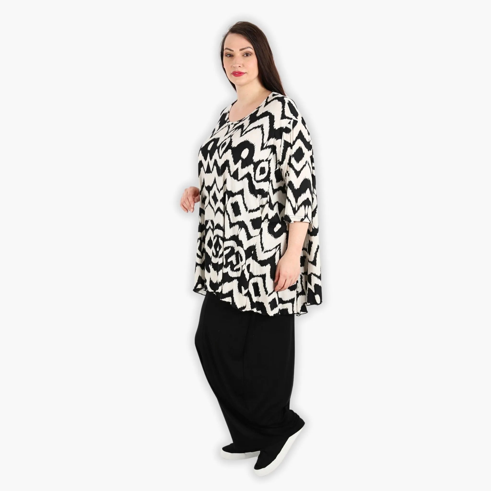  A-Form Bigshirt von AKH Fashion aus Viskose, 1294.00593, Ecru-Schwarz, Grafik, Schick