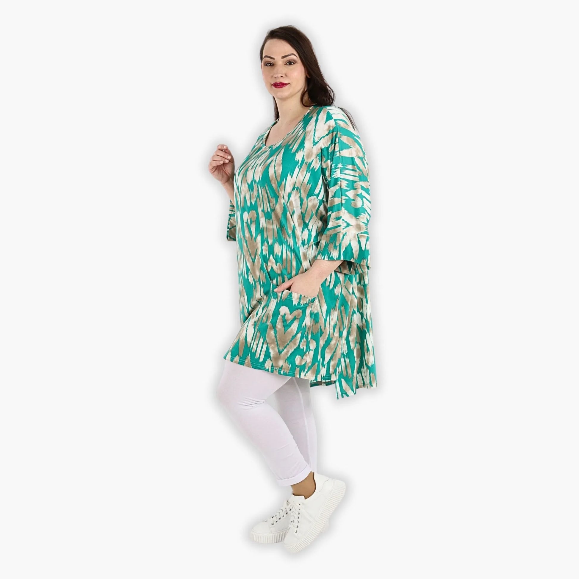  Lässiges Shirt mit geradem Schnitt und modischen Taschen in mint-beige für den oversize Look