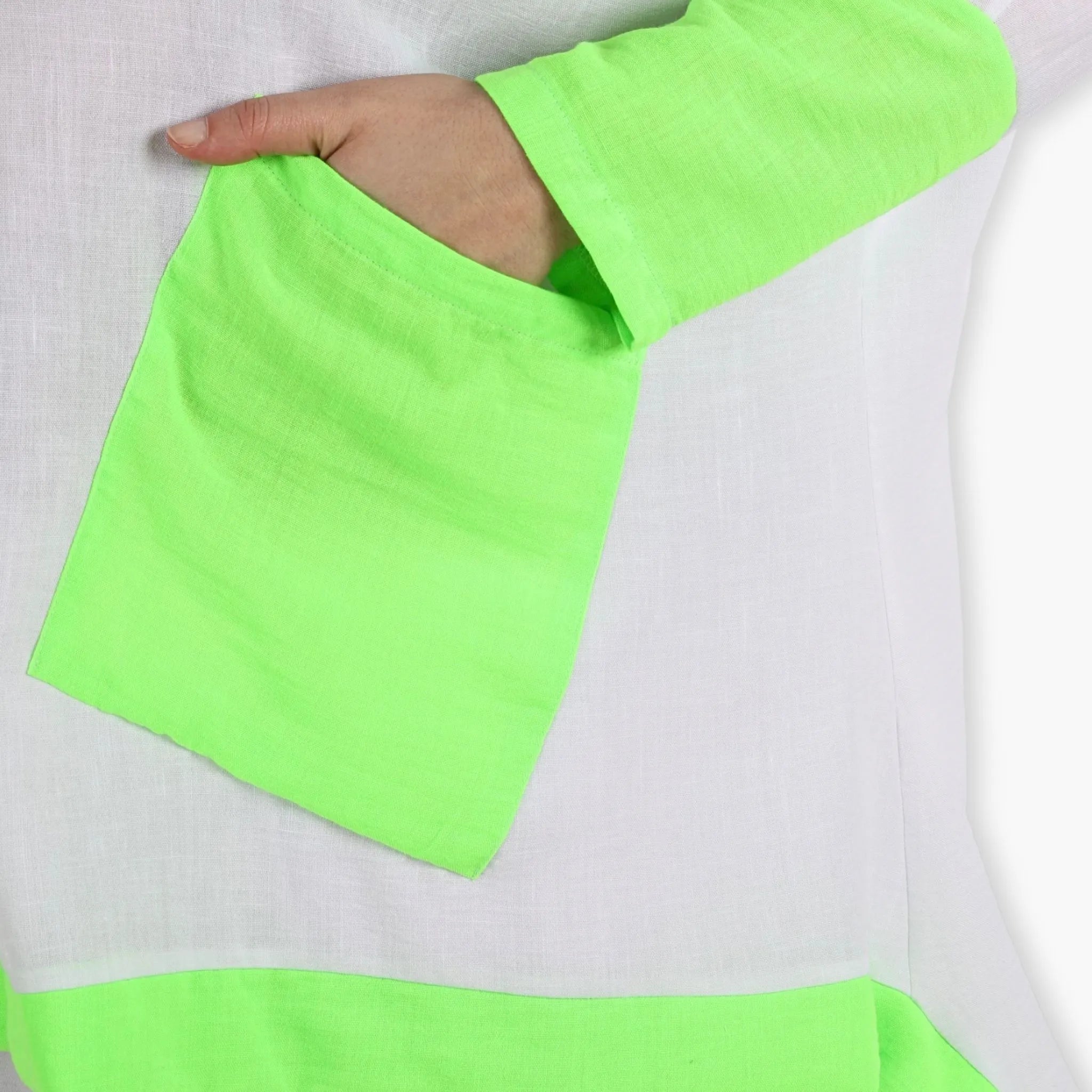  A-Form Bigshirt von AKH Fashion aus Viskose, 1305.02413, Weiß-Neongrün, Schick, Modern