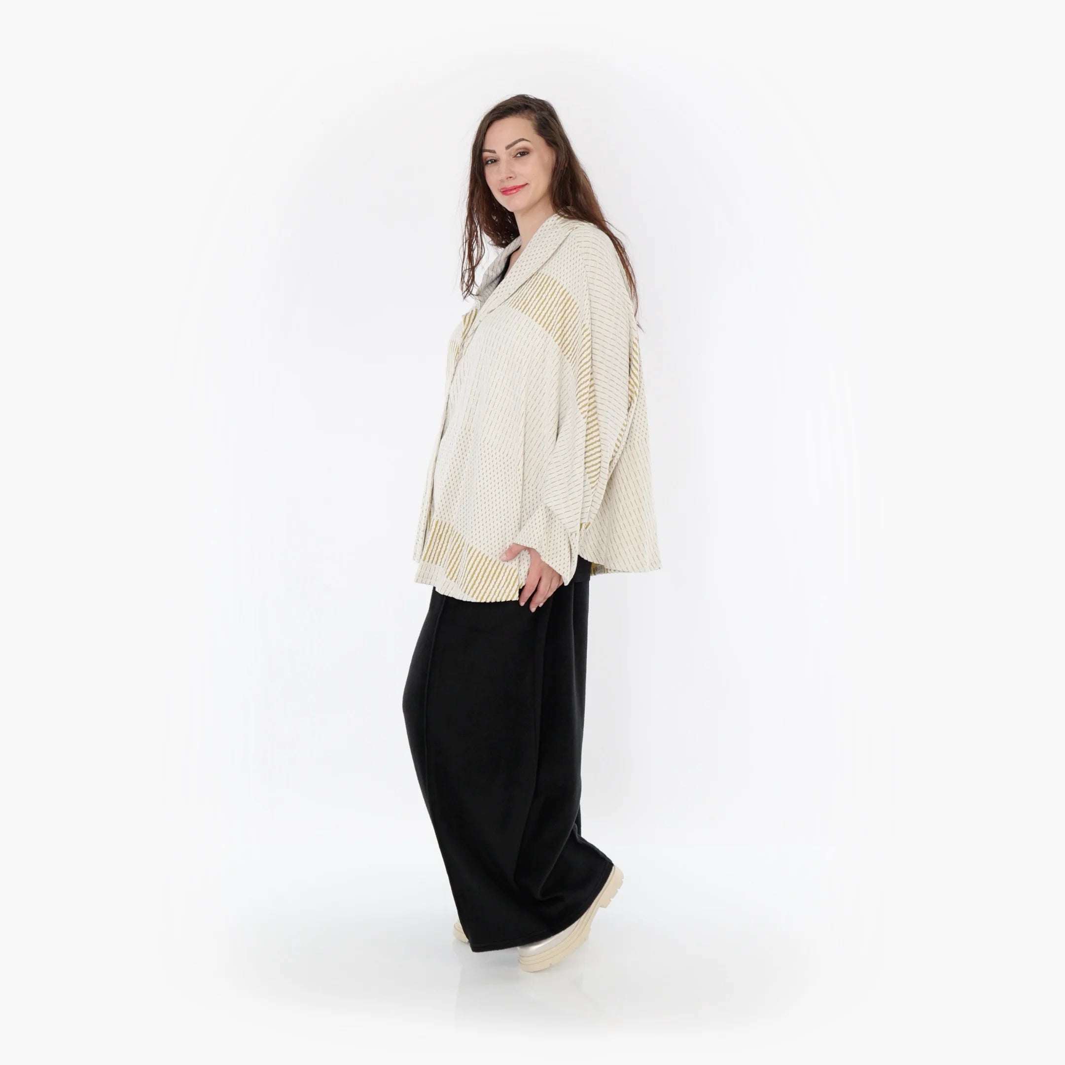  AKH Fashion Jacke in gerundeter Form, aus Viskose, 1377.00140, Senf-Ecru, Gerippt, Schick