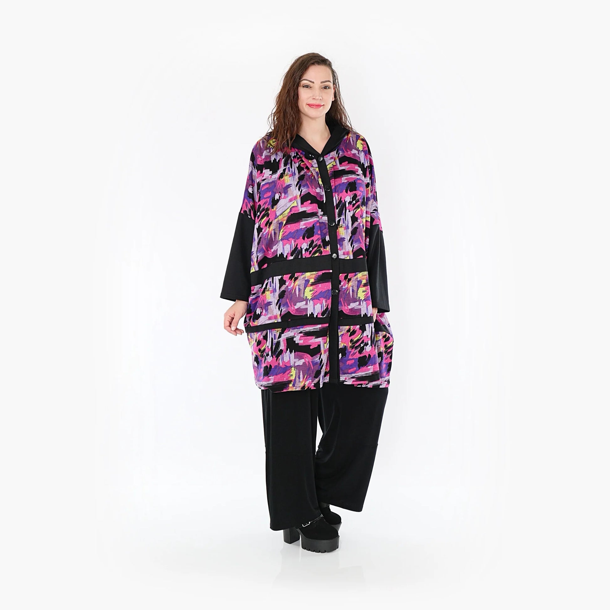  Helle Fuchsia Oversize-Jacke aus feinem Jacquard-Material mit Kapuze und praktischen Taschen für Curvy Fashion