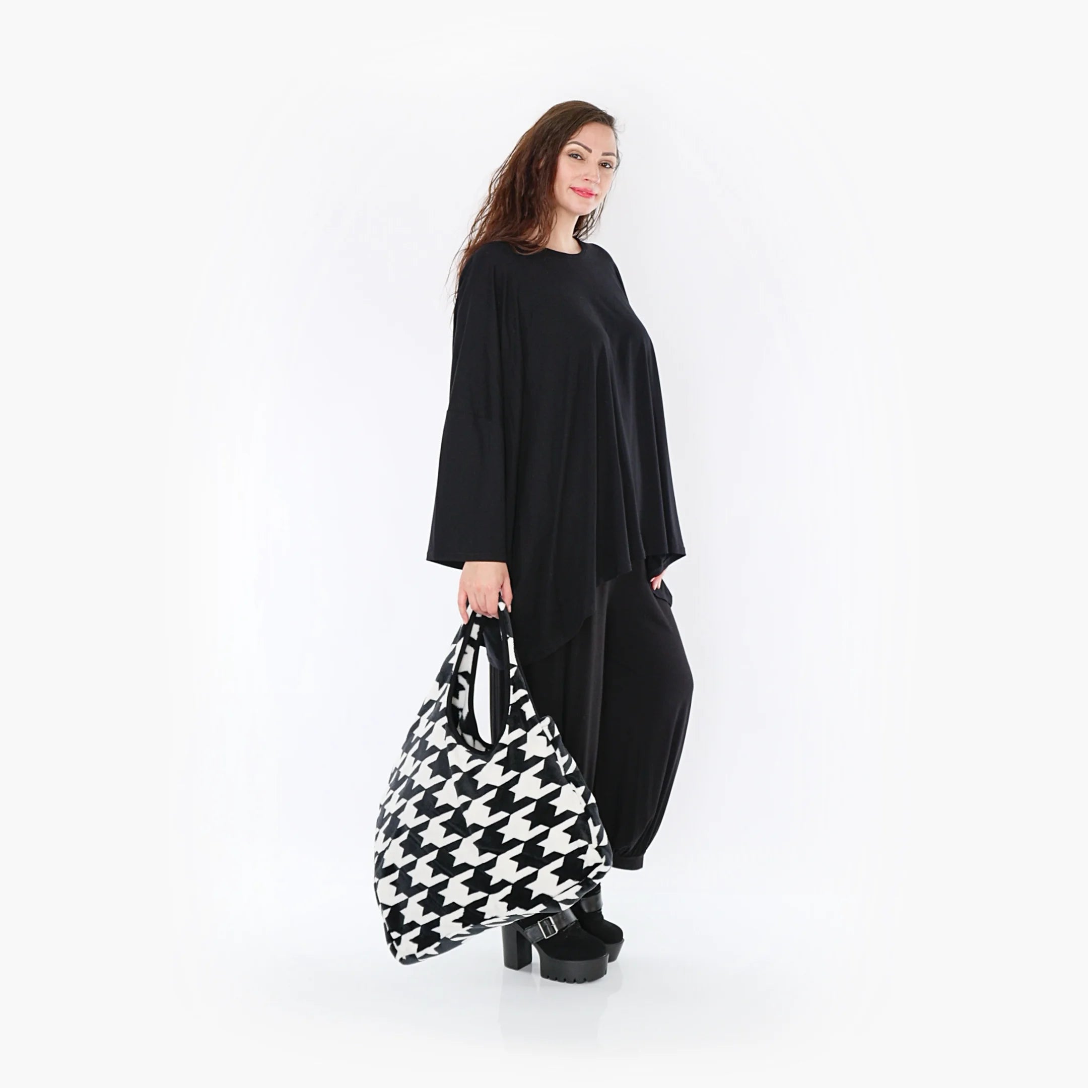  AKH Fashion Tasche in gerader Form, aus Polyester, 1386.08010, Schwarz-Weiss, Hahnentritt