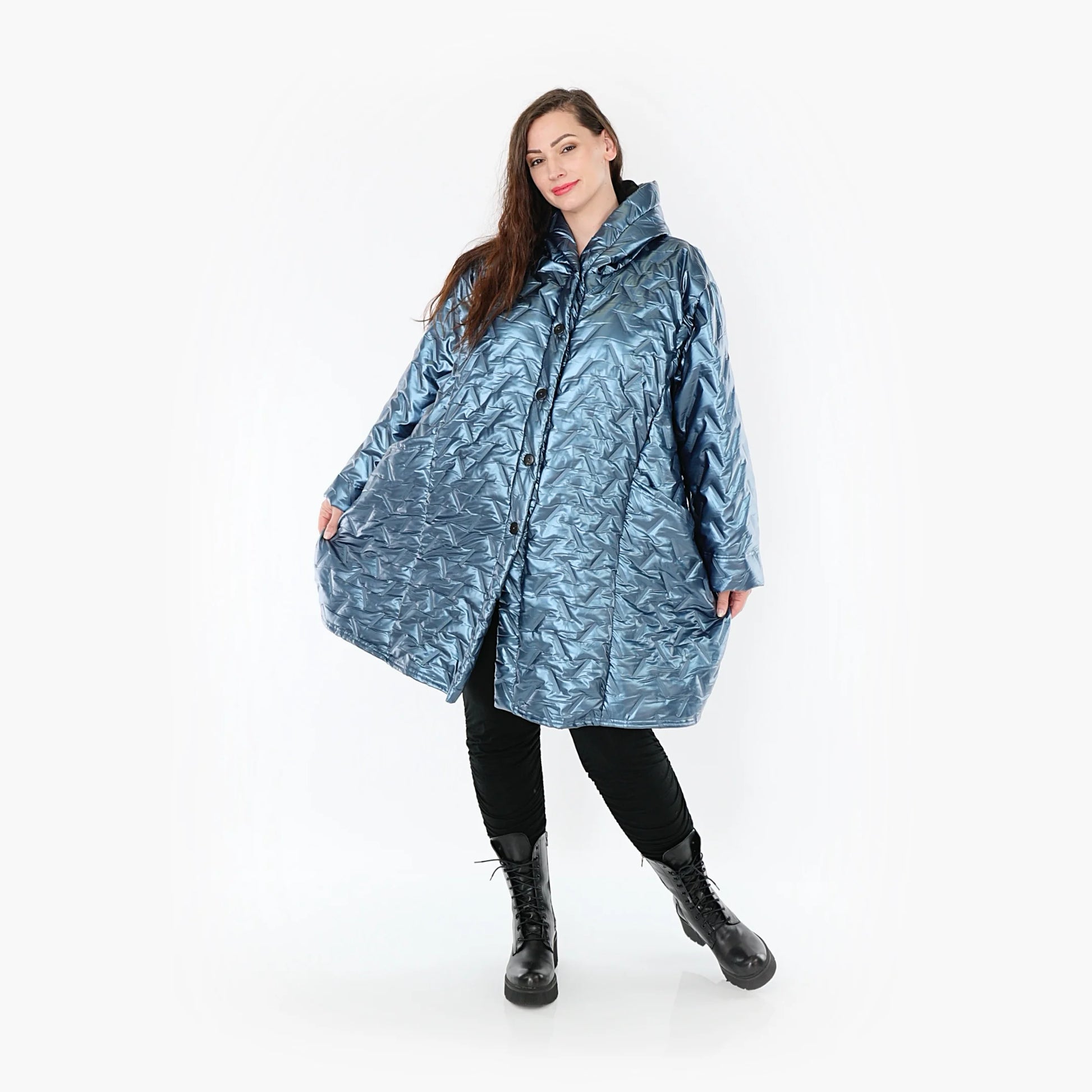  Trendige Steppjacke in elegantem Eisblau mit Ballonschnitt und gestreiftem Muster für Plus-Size