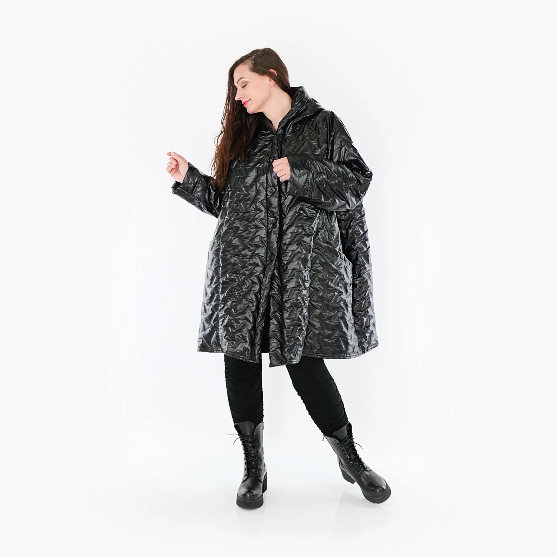  Stylische Steppjacke in elegantem Schwarz für den angesagten Lagenlook und ultimativen Komfort