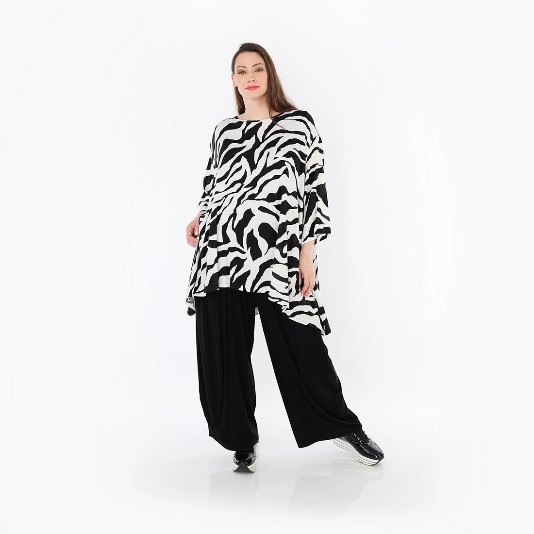  A-Form Bigshirt von AKH Fashion aus Rayon, 1486.00593, Weiß/Schwarz, Zebra, Ausgefallen
