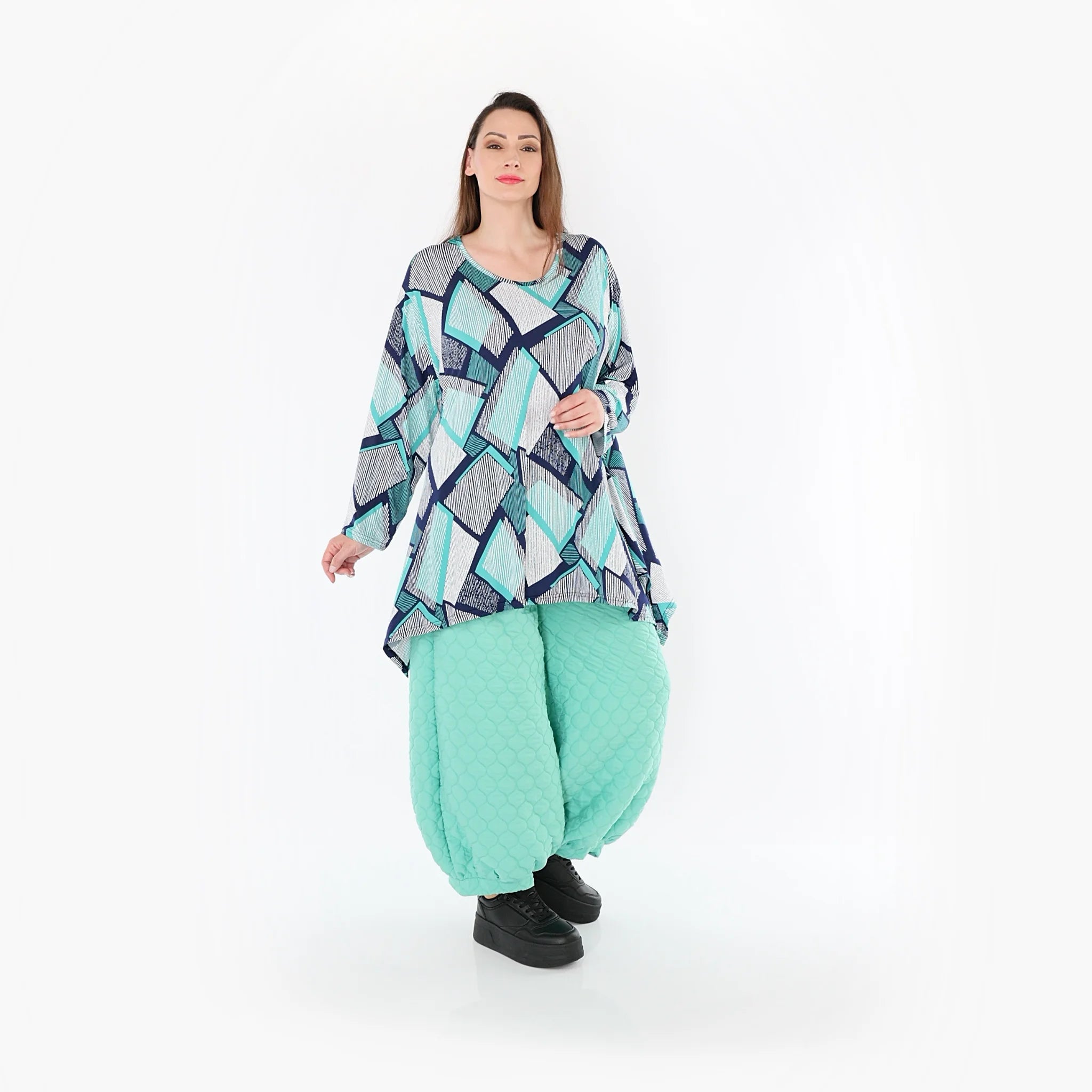  A-Form Bigshirt von AKH Fashion aus Materialmix, 1511.01019, Grün/Weiß/Marine, Abstrakt