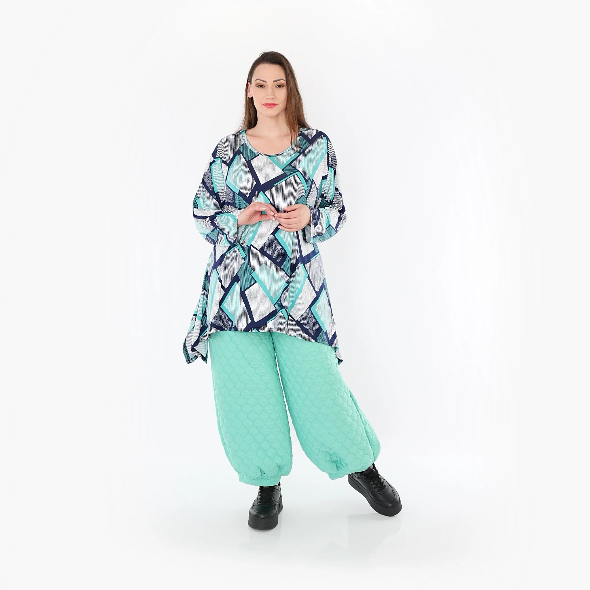  A-Form Bigshirt von AKH Fashion aus Materialmix, 1511.01019, Grün/Weiß/Marine, Abstrakt