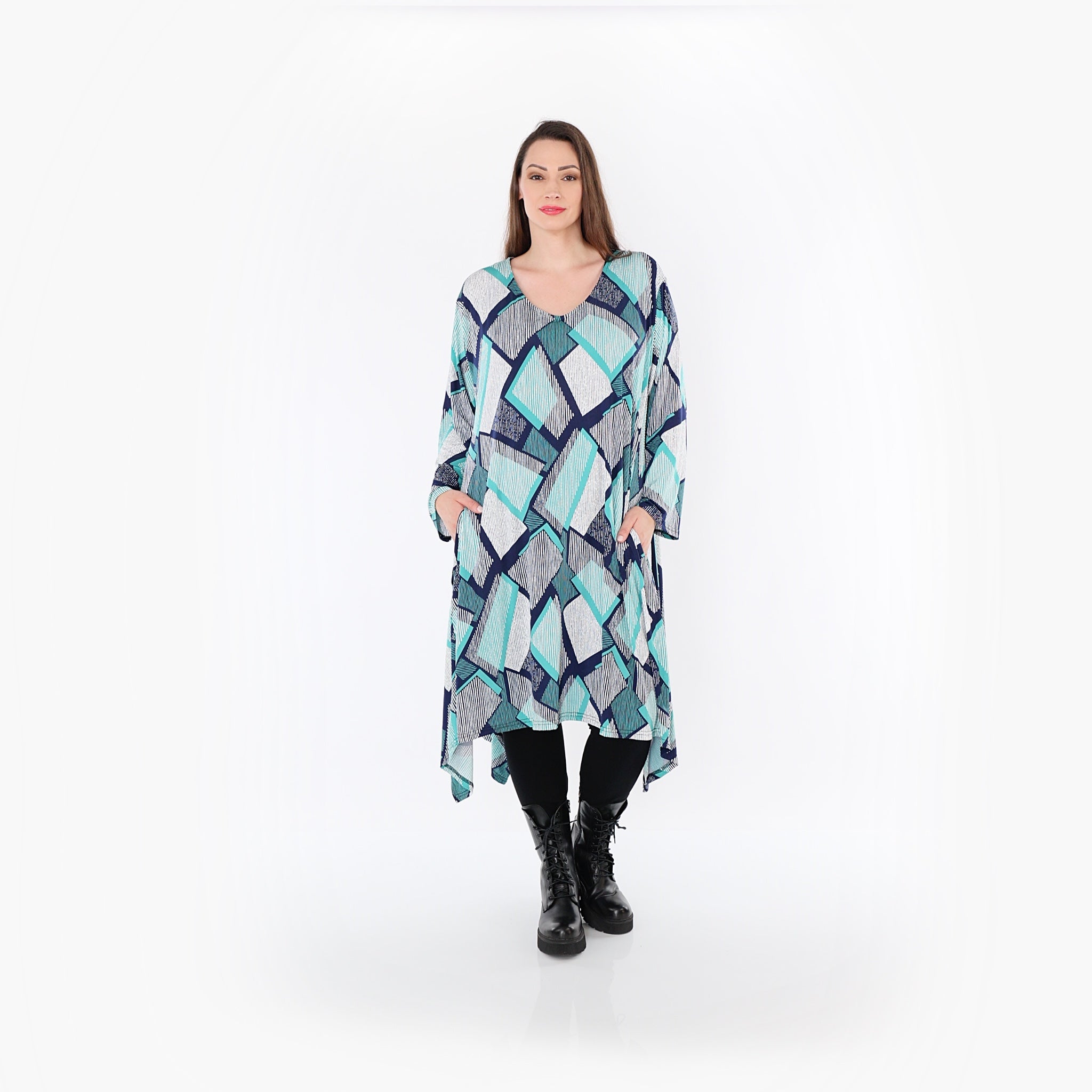 A-Form Bigshirt von AKH Fashion aus Materialmix, 1511.07108, Grün/Weiß/Marine, Abstrakt