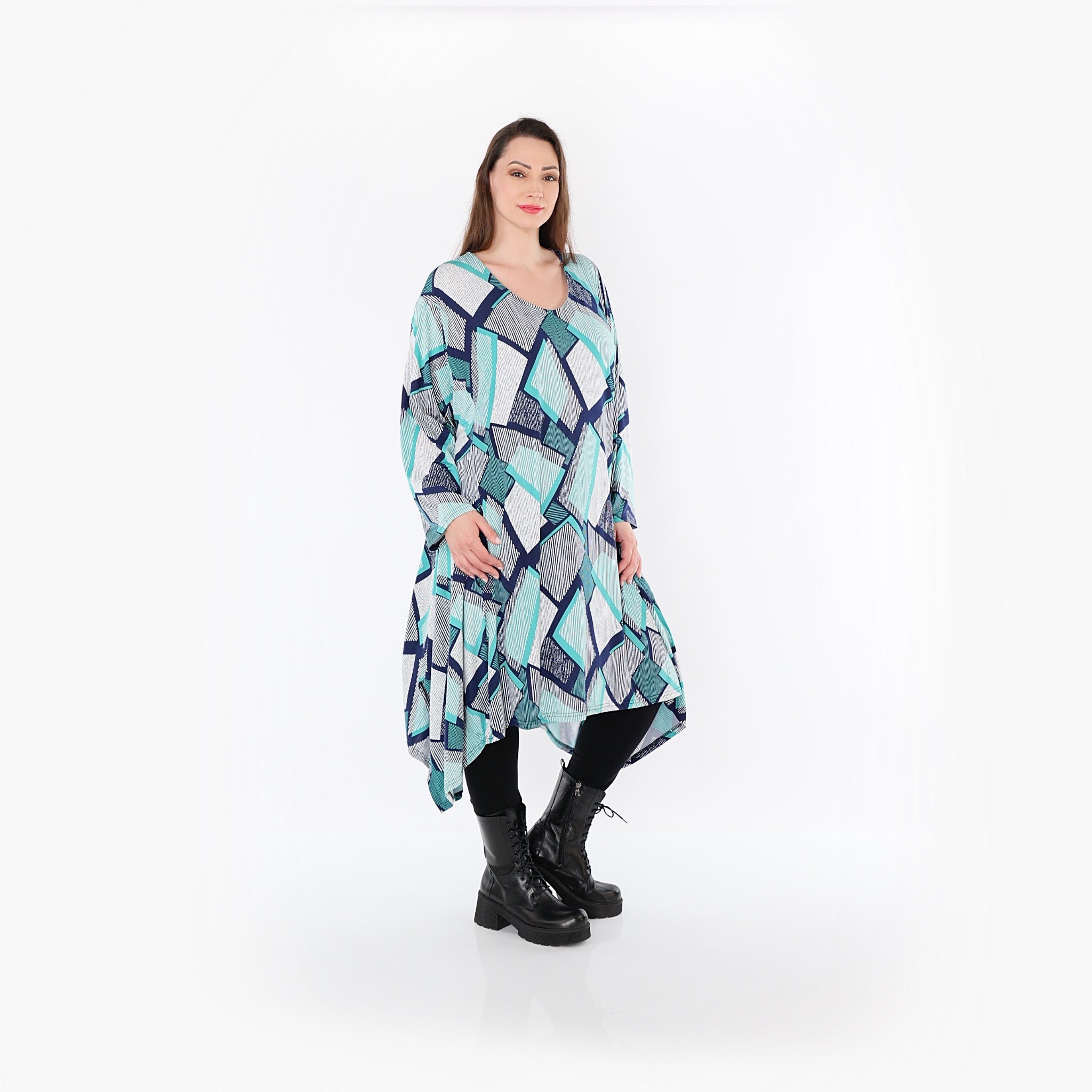  A-Form Bigshirt von AKH Fashion aus Materialmix, 1511.07108, Grün/Weiß/Marine, Abstrakt