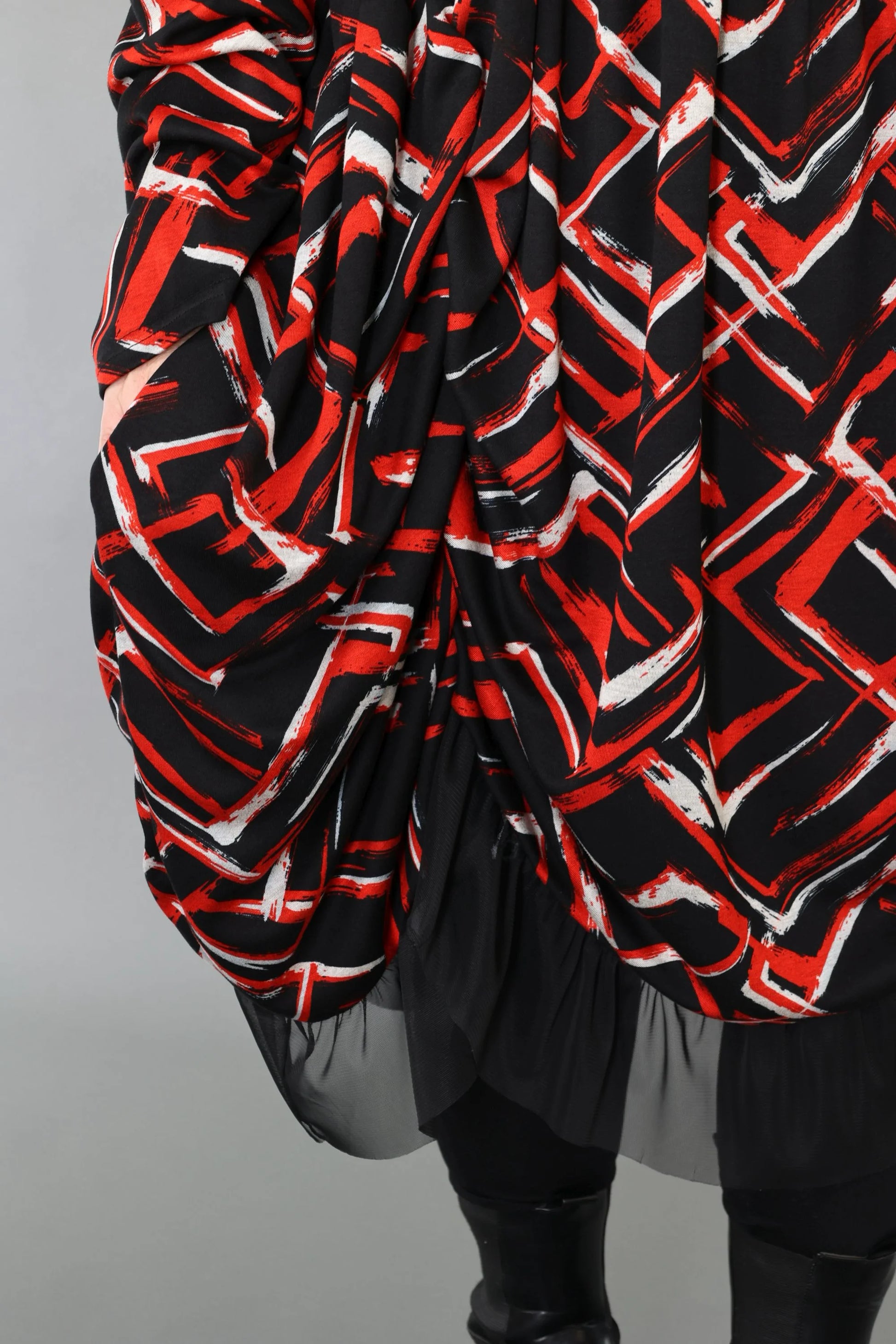  Ballonkleid von AKH Fashion aus Viskose, 1517.07128, Schwarz/Rot/Weiß, Pinselstrich