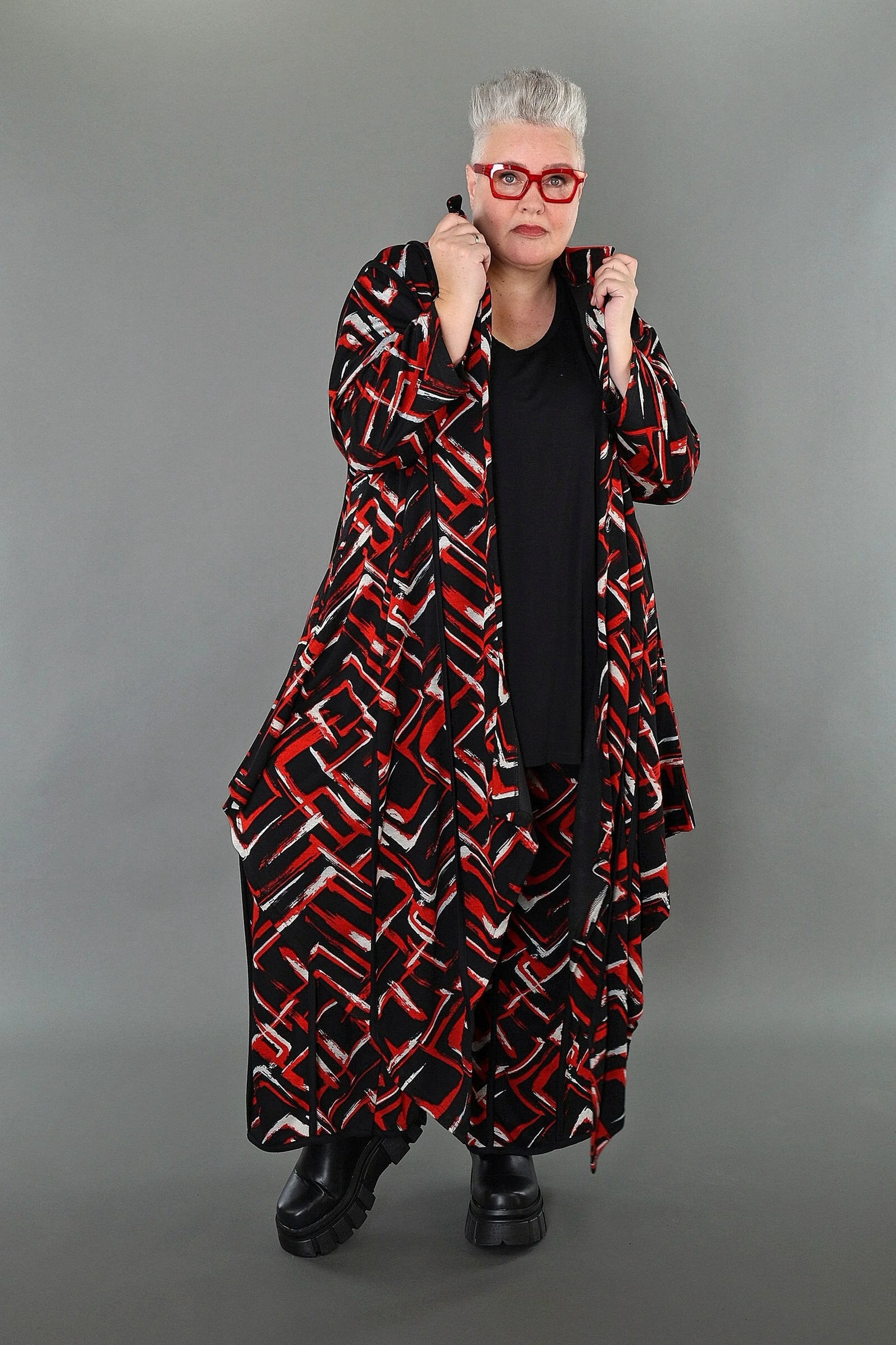 Zipfel Bluse von AKH Fashion aus Viskose, 1517.07129, Schwarz/Rot/Weiß, Pinselstrich