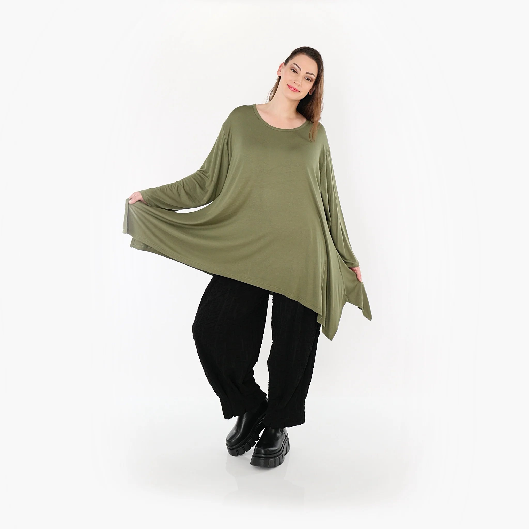  A-Form Bigshirt von AKH Fashion aus Viskose, 1531.01019, Olive, Ausgefallen, Zeitlos, Schick