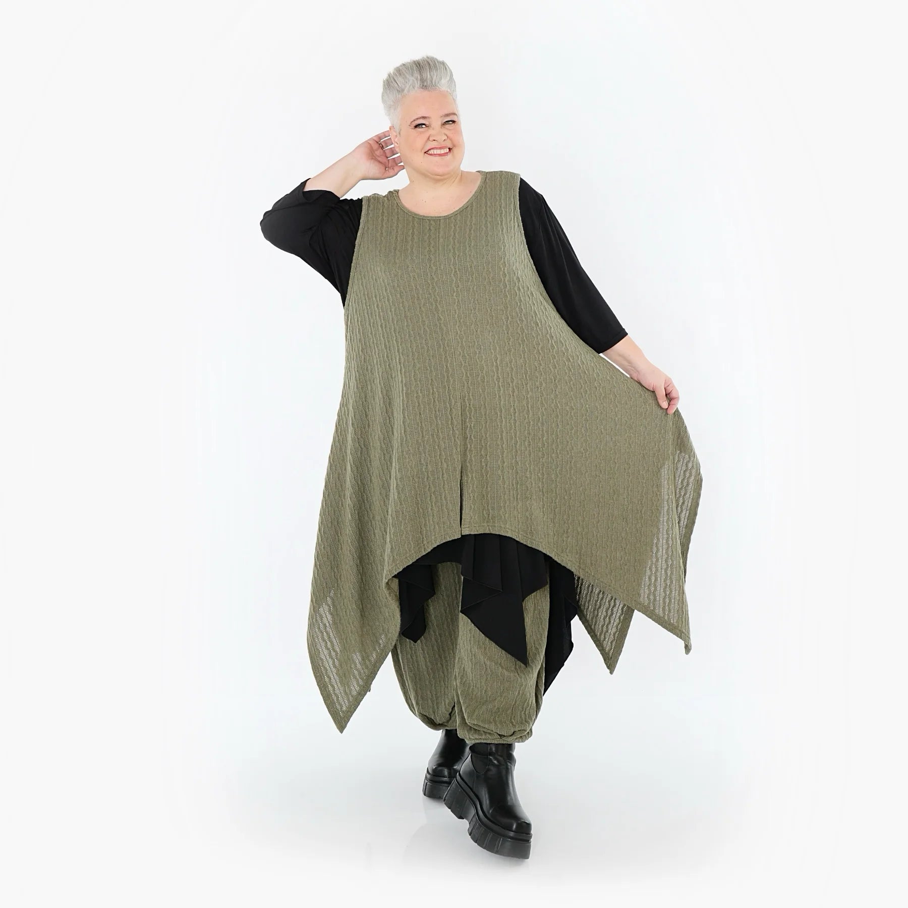  Zipfel Kleid von AKH Fashion aus Materialmix, 1532.03067, Olive, Wellen, Ausgefallen