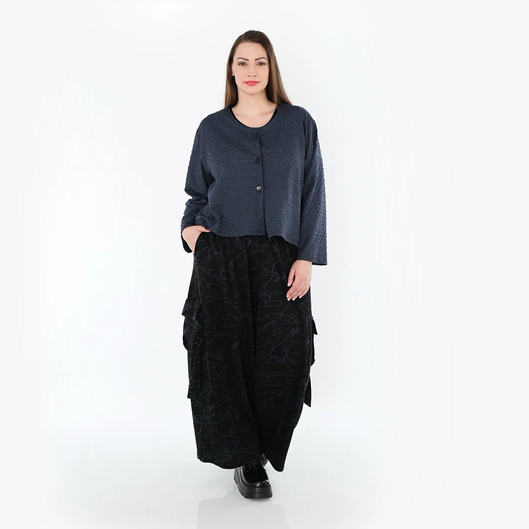  AKH Fashion Jacke in gerundeter Form, aus Baumwolle, 1539.00130, Azurblau, Punkte, Schick