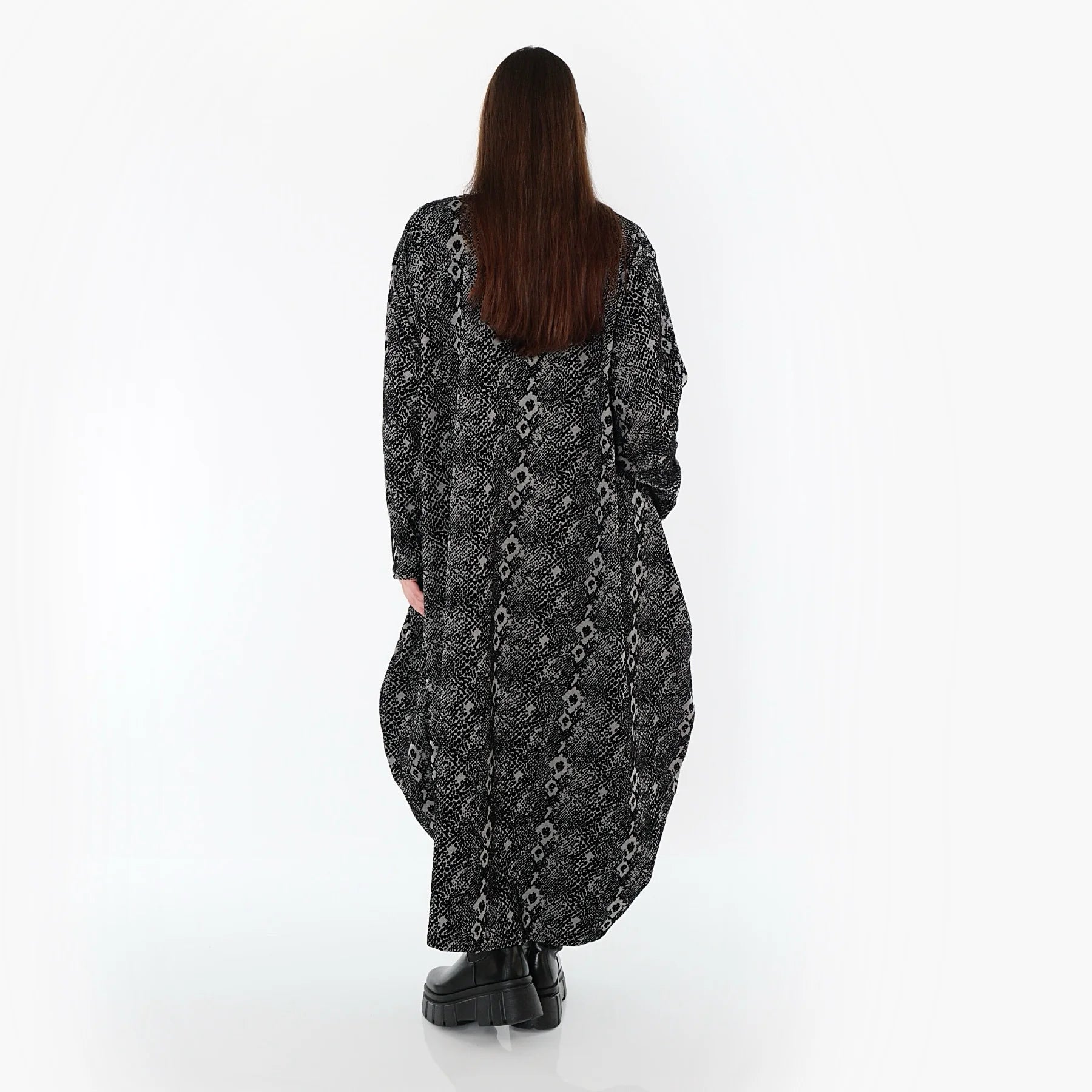 Ballonkleid von AKH Fashion aus Materialmix, 1541.01926, Grau/Schwarz, Reptil, Schick