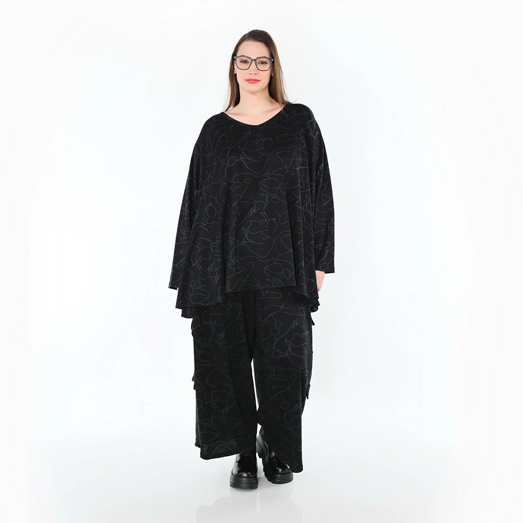  A-Form Bigshirt von AKH Fashion aus Viskose, 1545.00593, Schwarz/Blau, Kringel, Ausgefallen