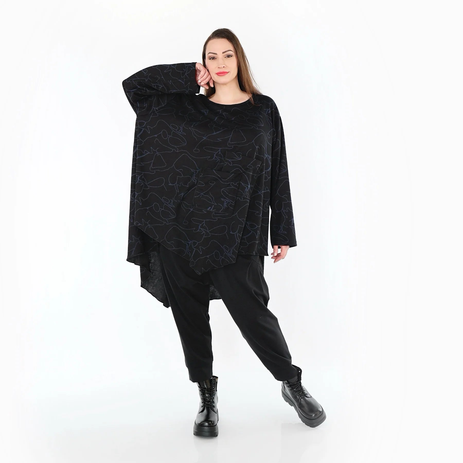  A-Form Bigshirt von AKH Fashion aus Viskose, 1545.07138, Schwarz/Blau, Kringel, Ausgefallen