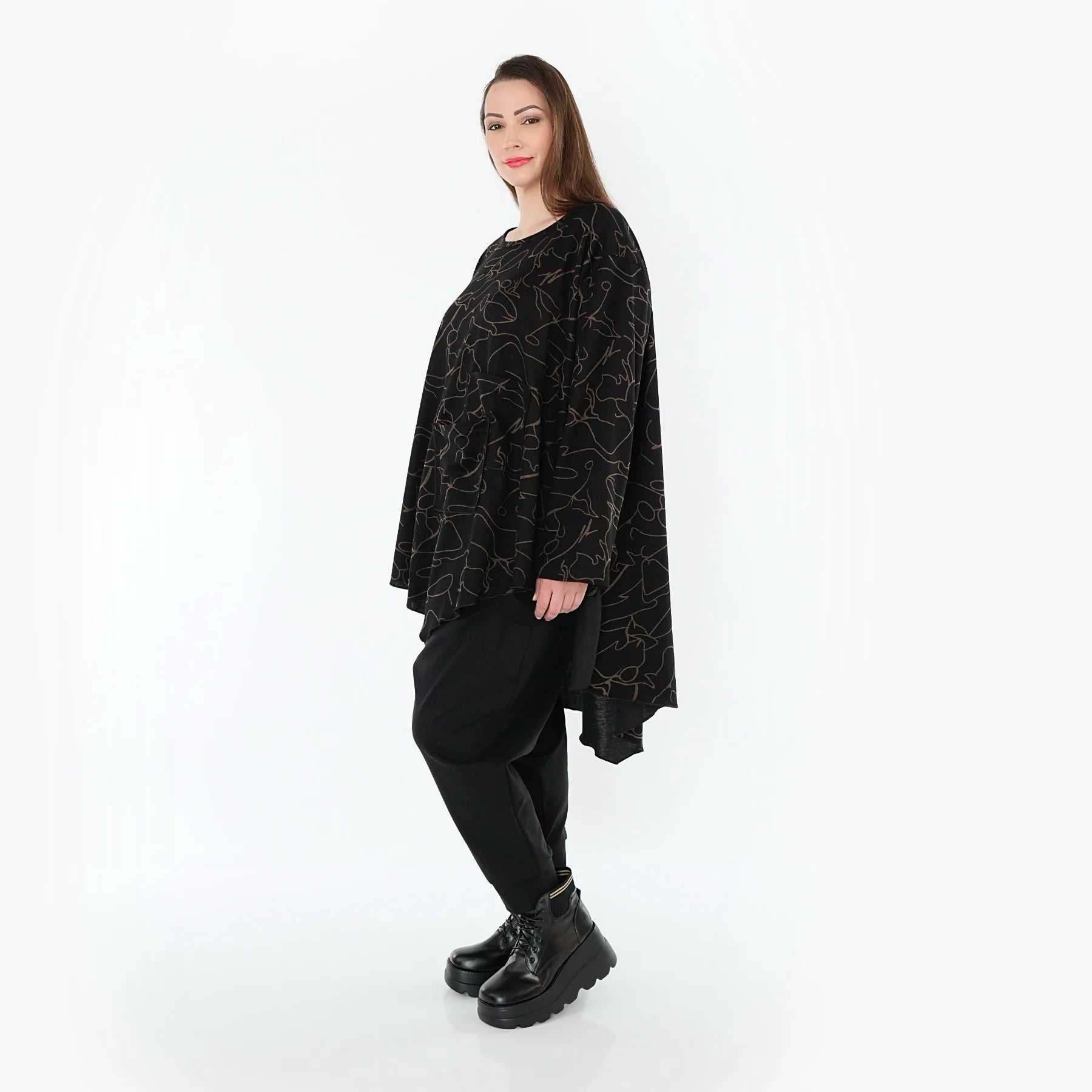  A-Form Bigshirt von AKH Fashion aus Viskose, 1545.07138, Schwarz/Braun, Kringel, Ausgefallen